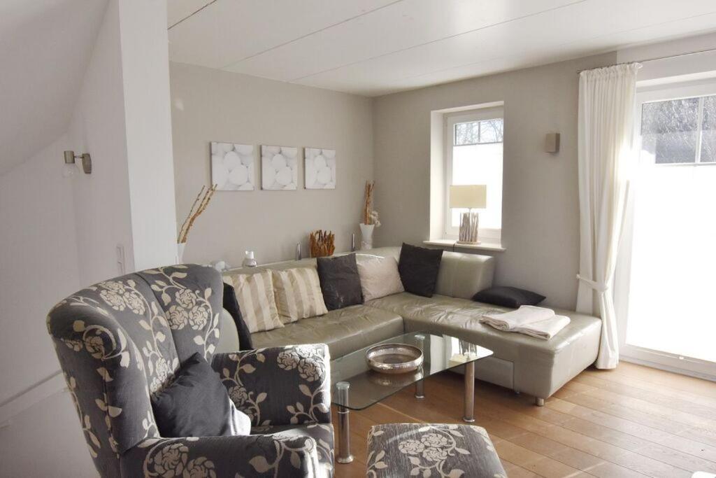 Four-Bedroom House photo 1
