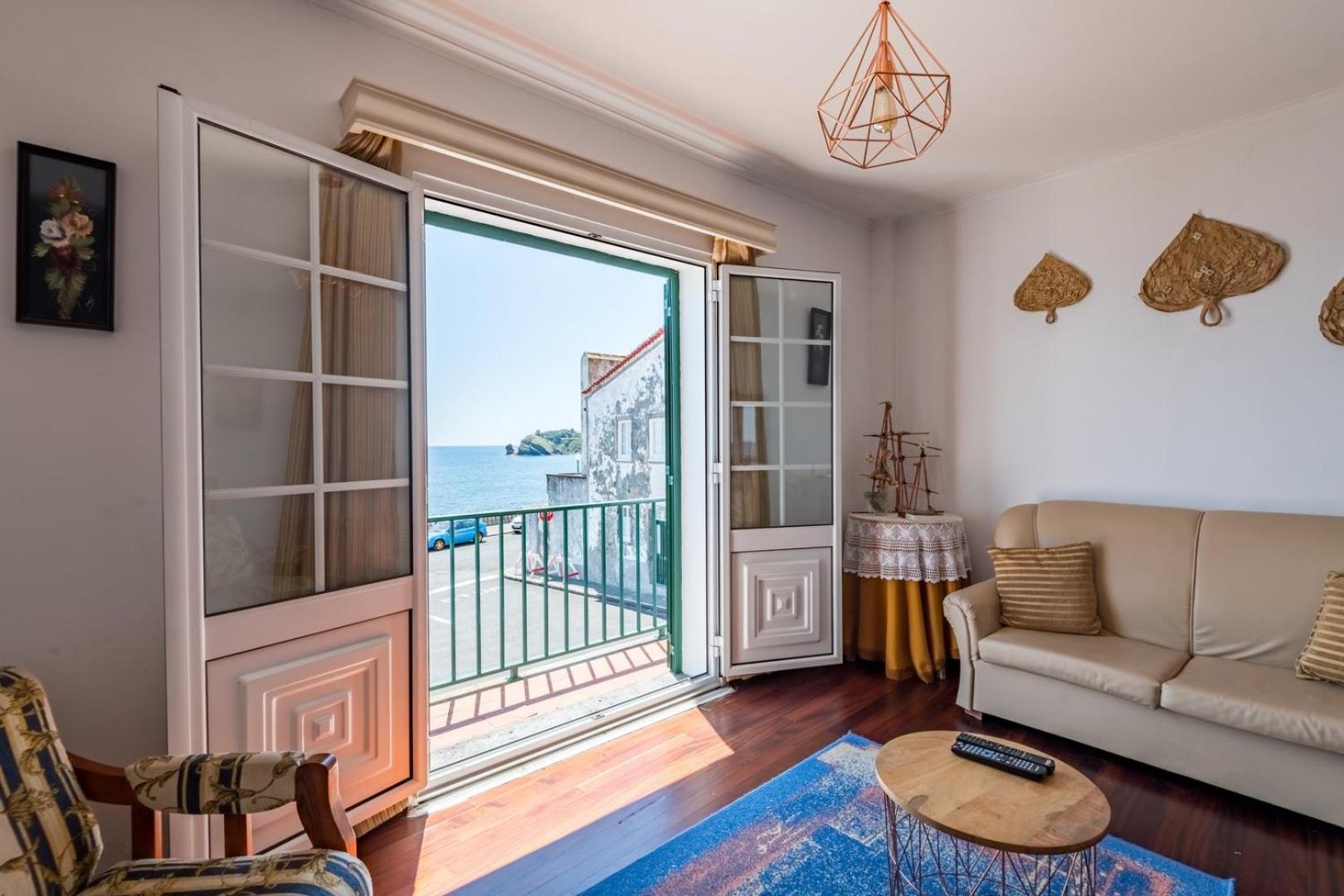 Apartment with Sea View photo 1