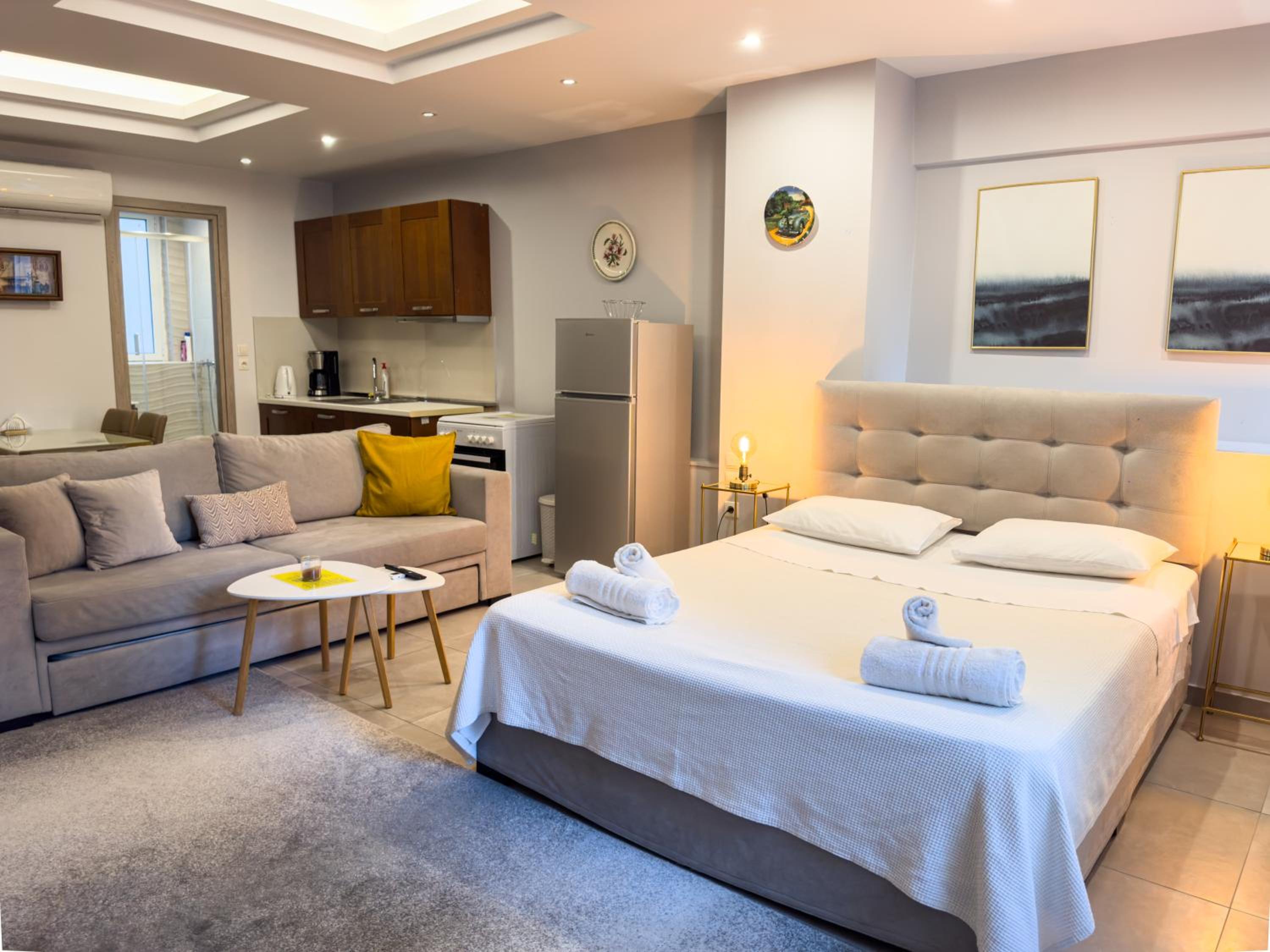 One-Bedroom Apartment
