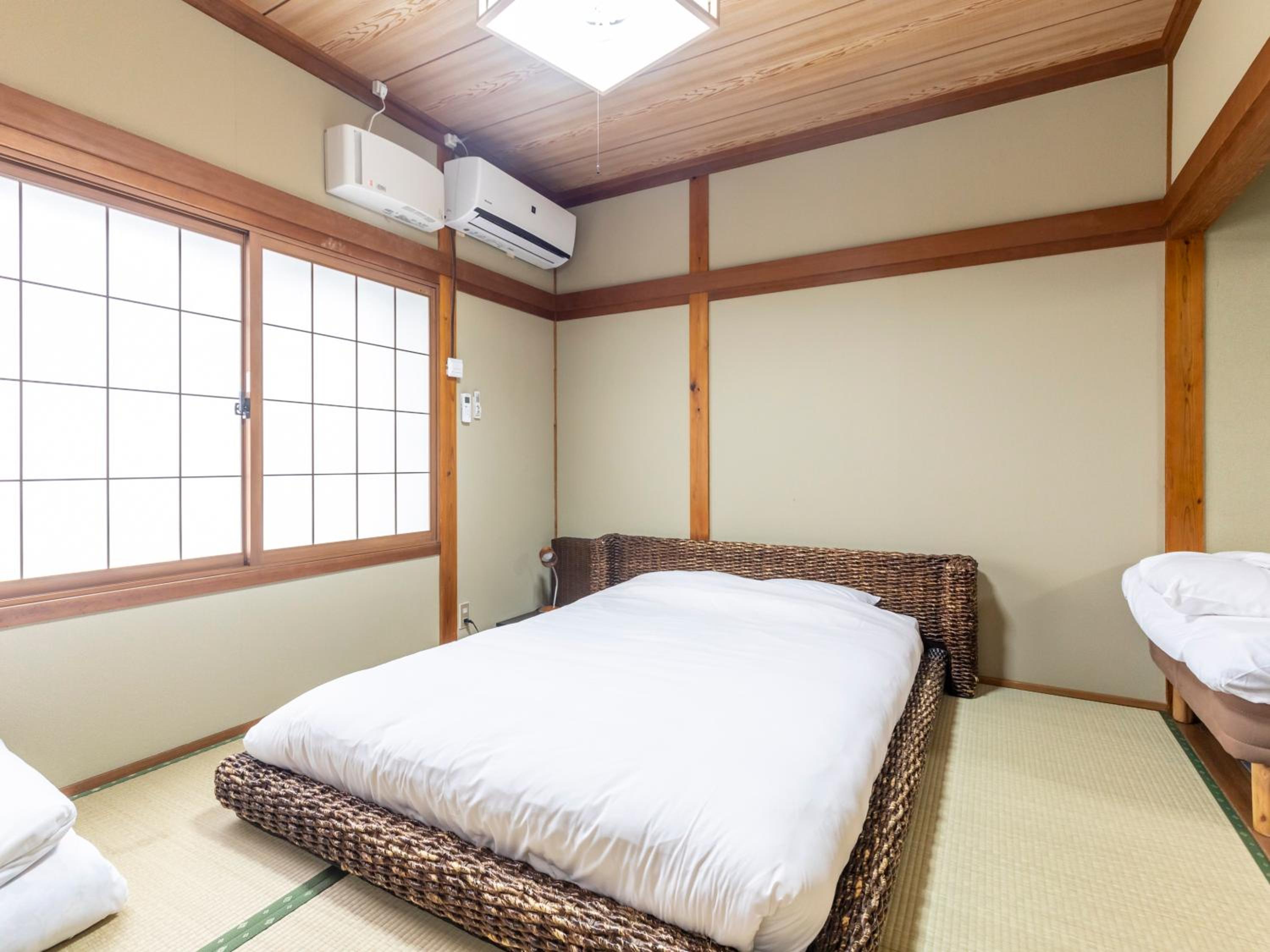 Quadruple Room with Shared Bathroom