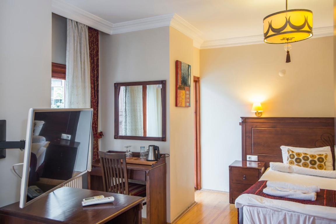 Standard Double or Twin Room photo 2