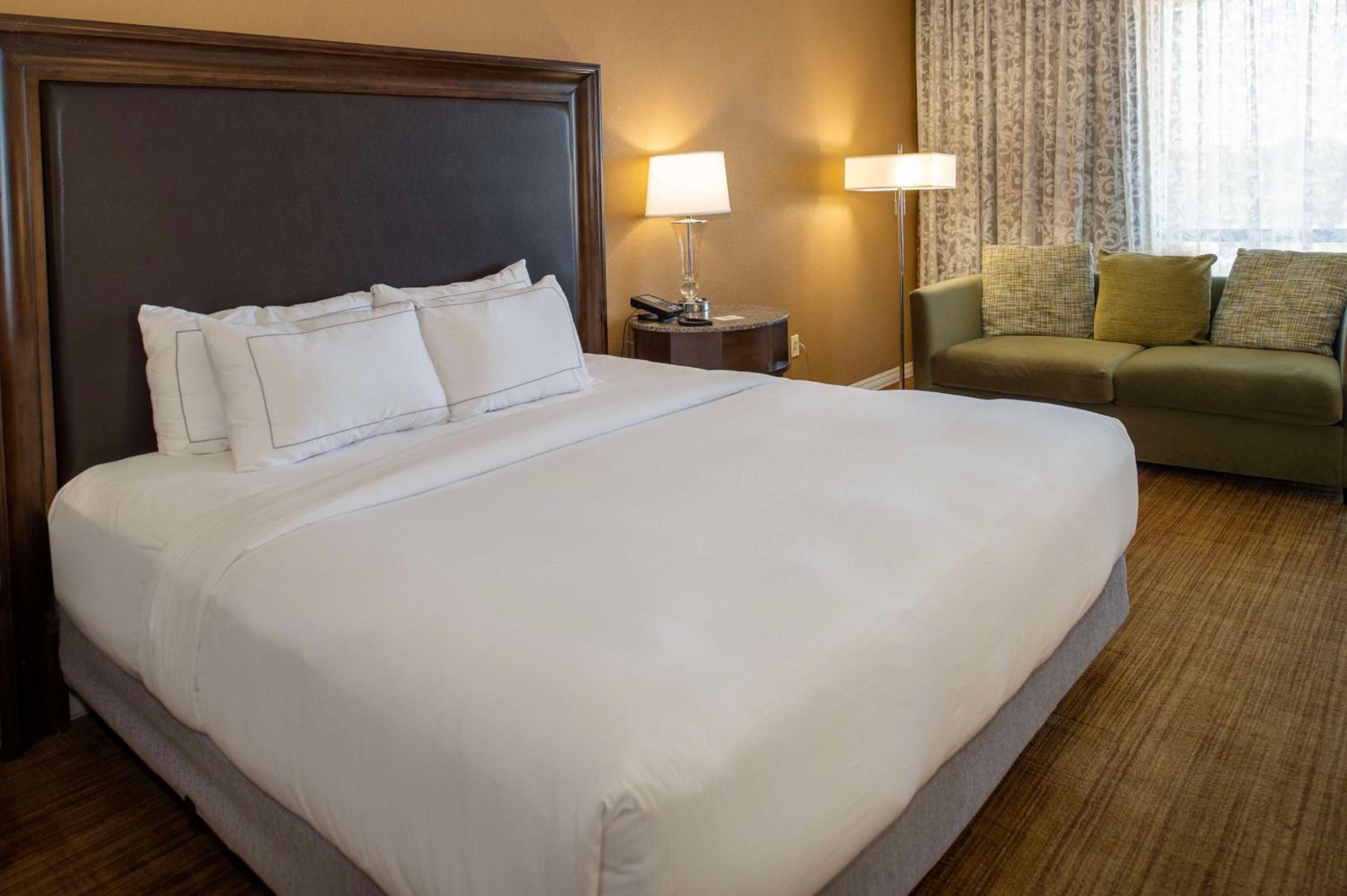 King Room with Courtyard View - Photo 2