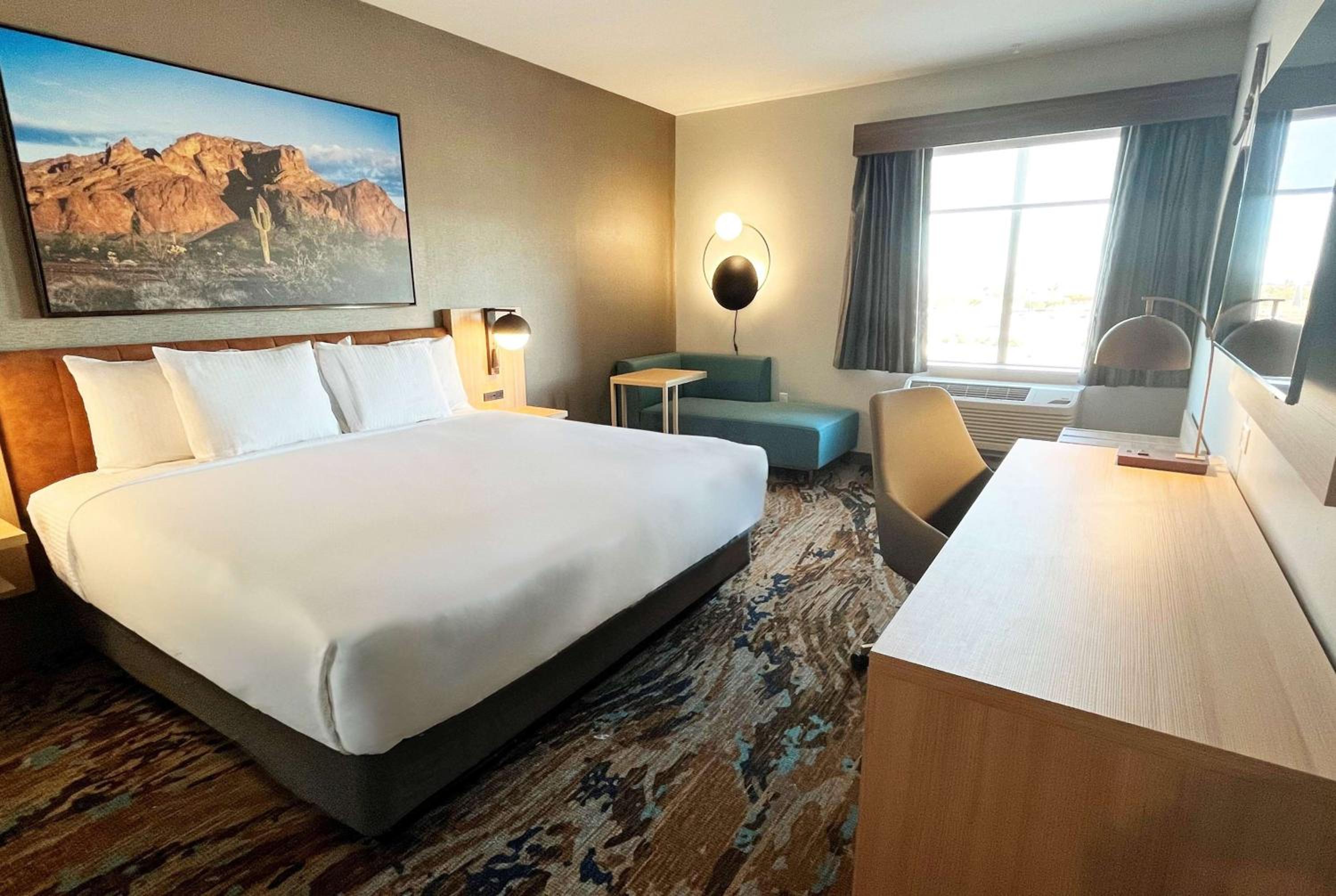 Standard King Room - Photo 1