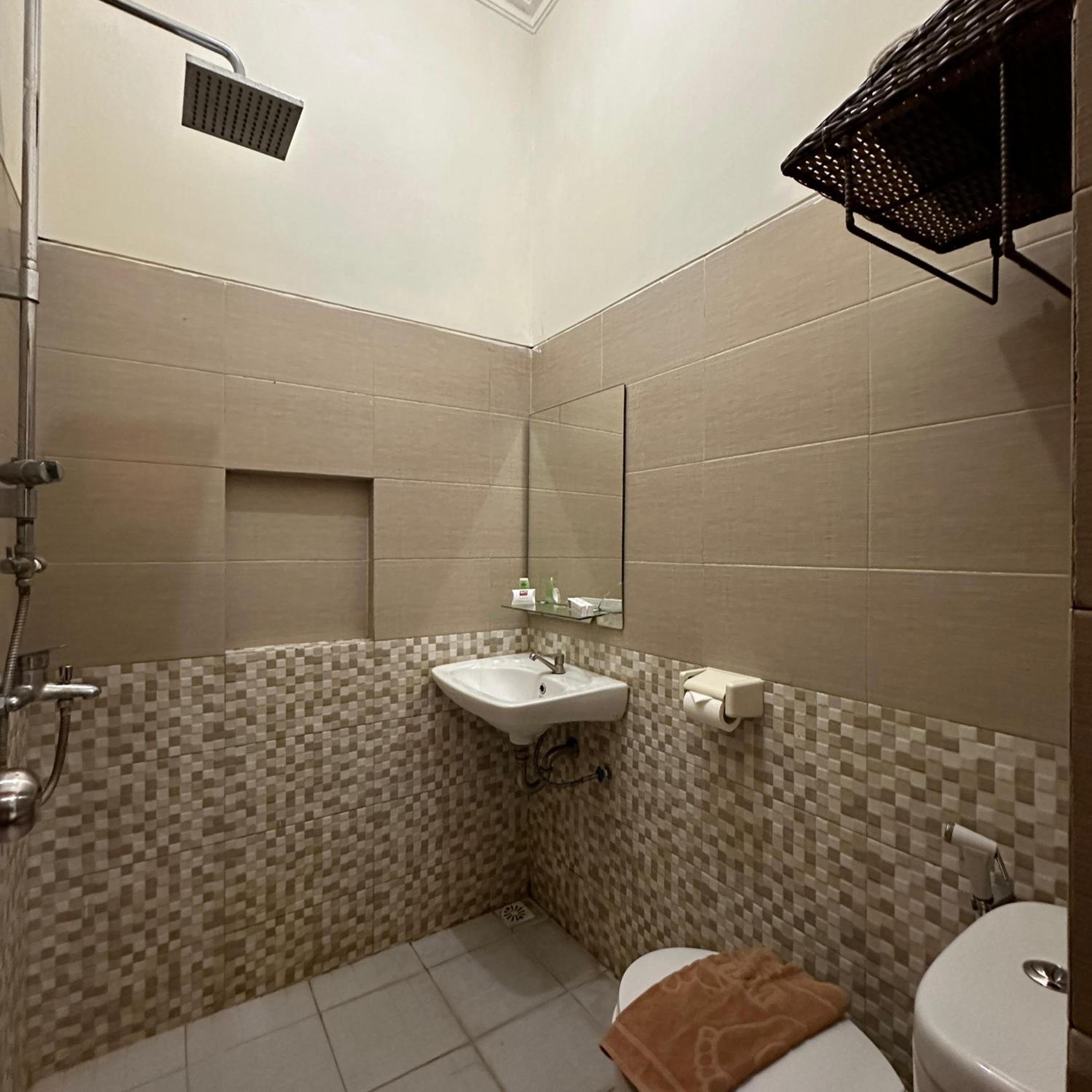Double or Twin Room photo 3