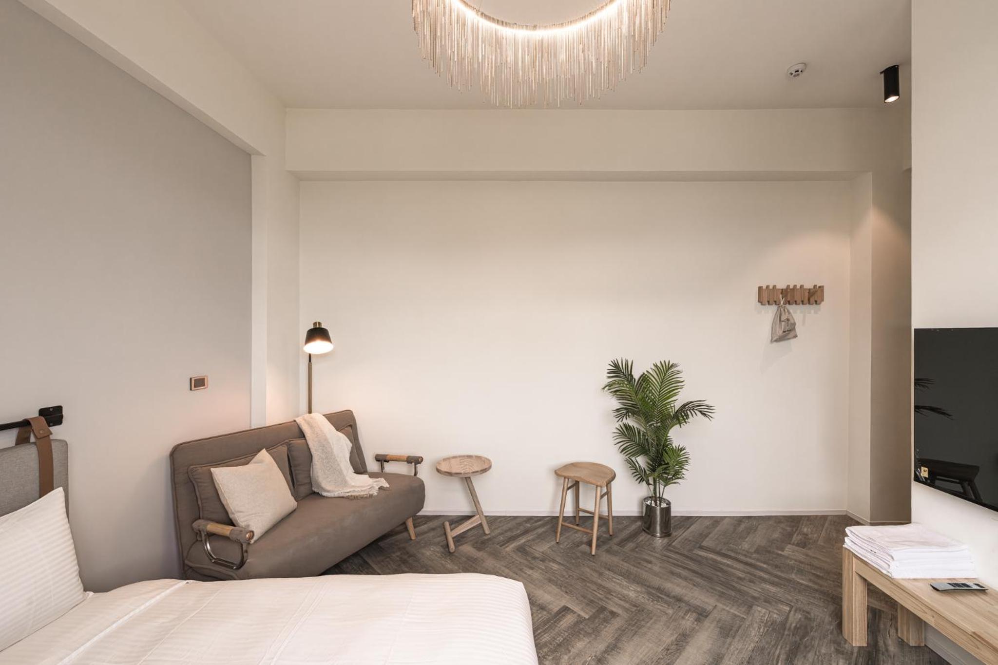 Standard Double Room - Photo 2
