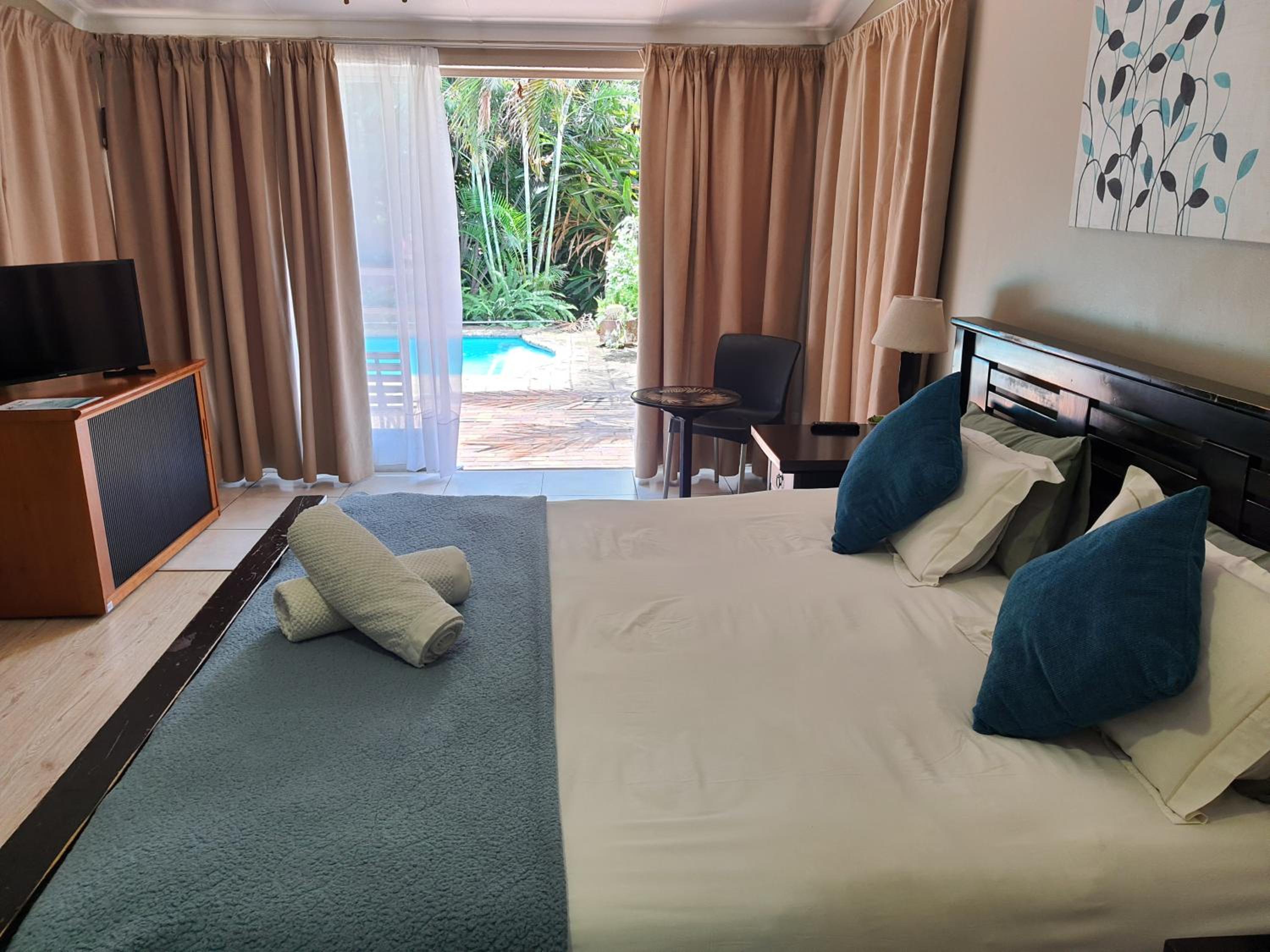 Apartment with Pool View  - Photo 4