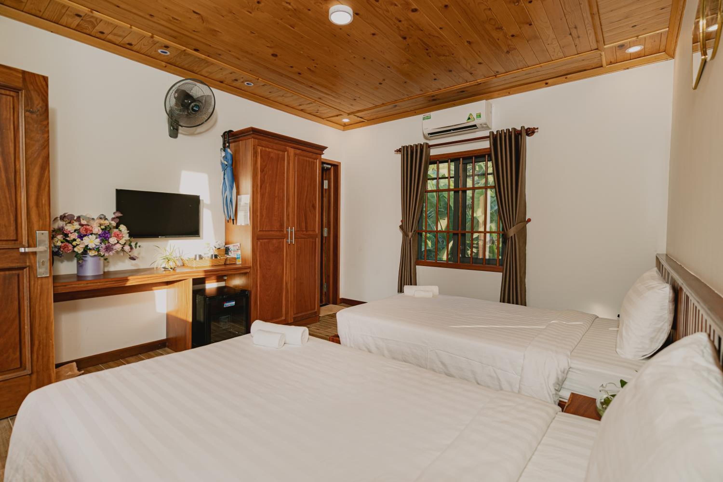 Standard Queen Room - Photo 2