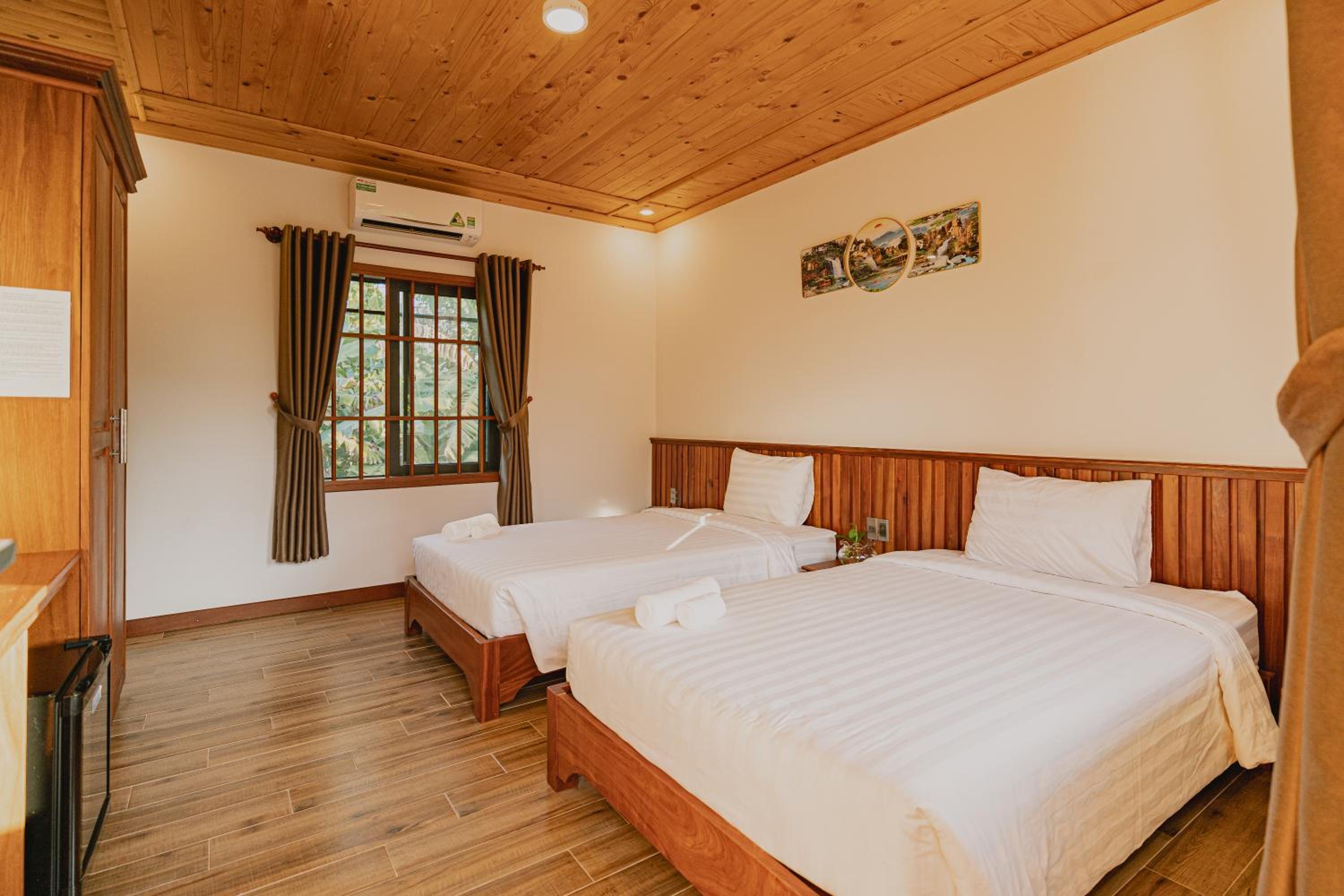 Standard Queen Room - Photo 1