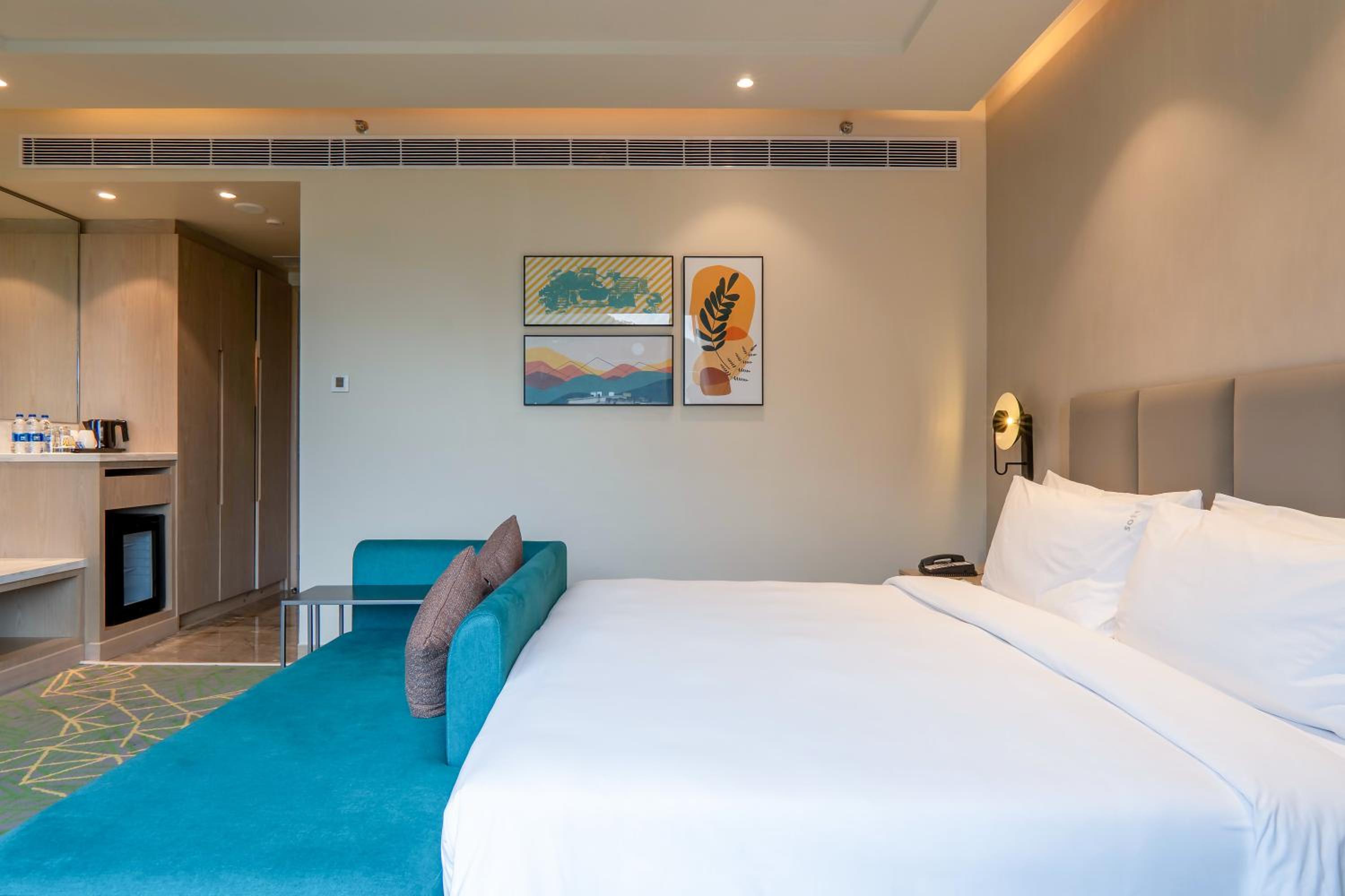 Standard Room - Photo 9