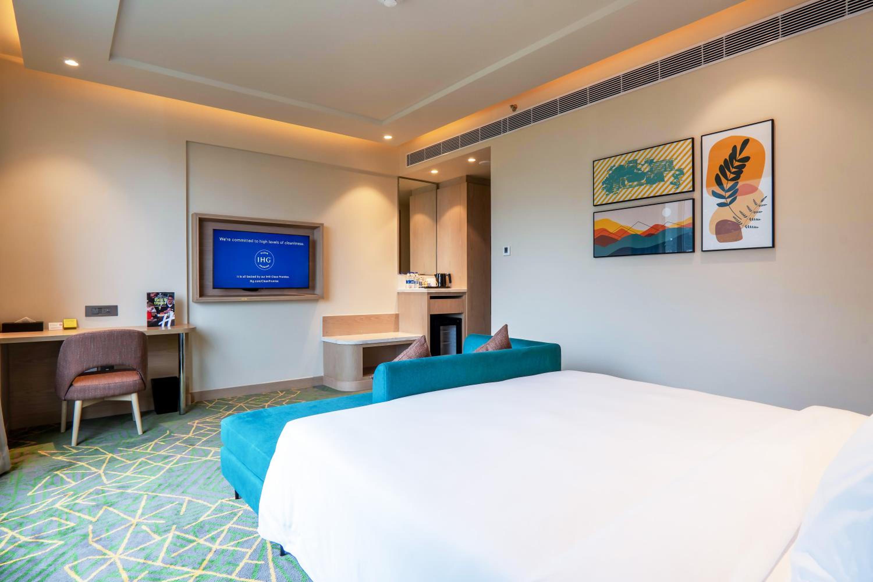 Standard Room - Photo 11