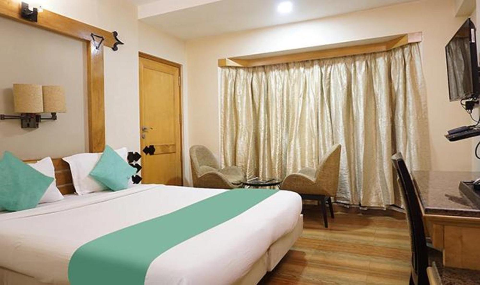 Deluxe Room - Photo 1