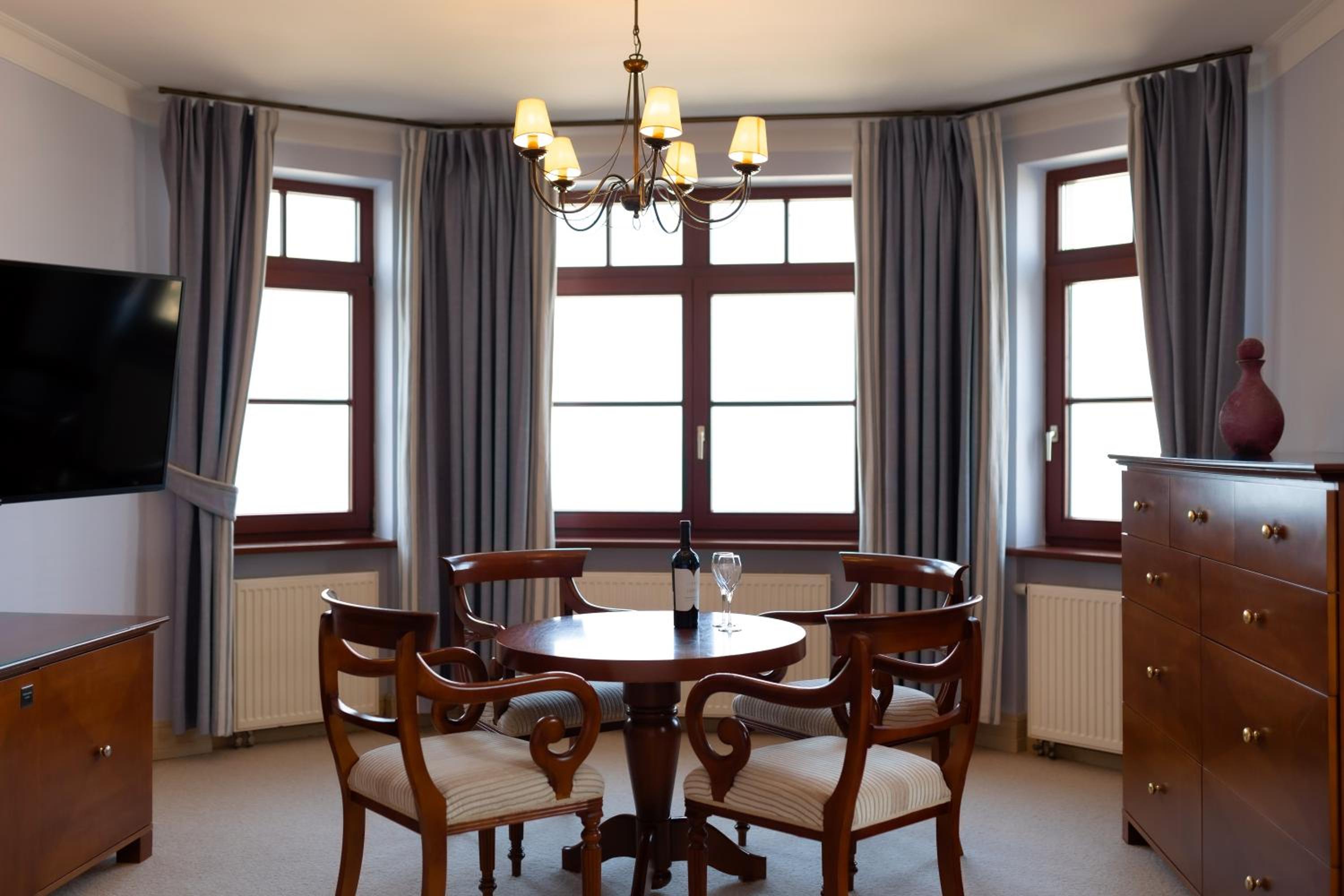 Junior Suite with Sea View photo 1