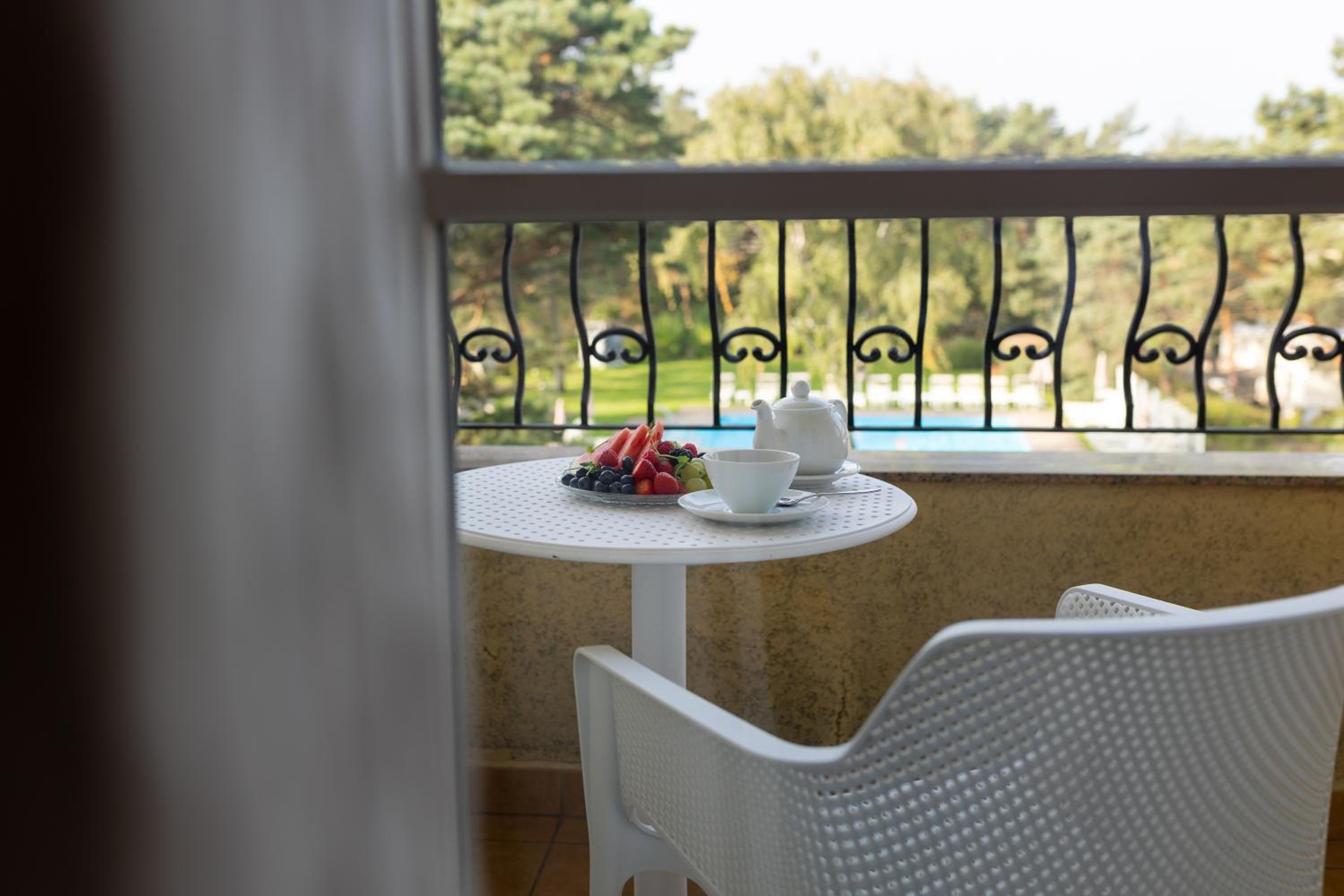 Apartment with Sea View / Pool View photo 3