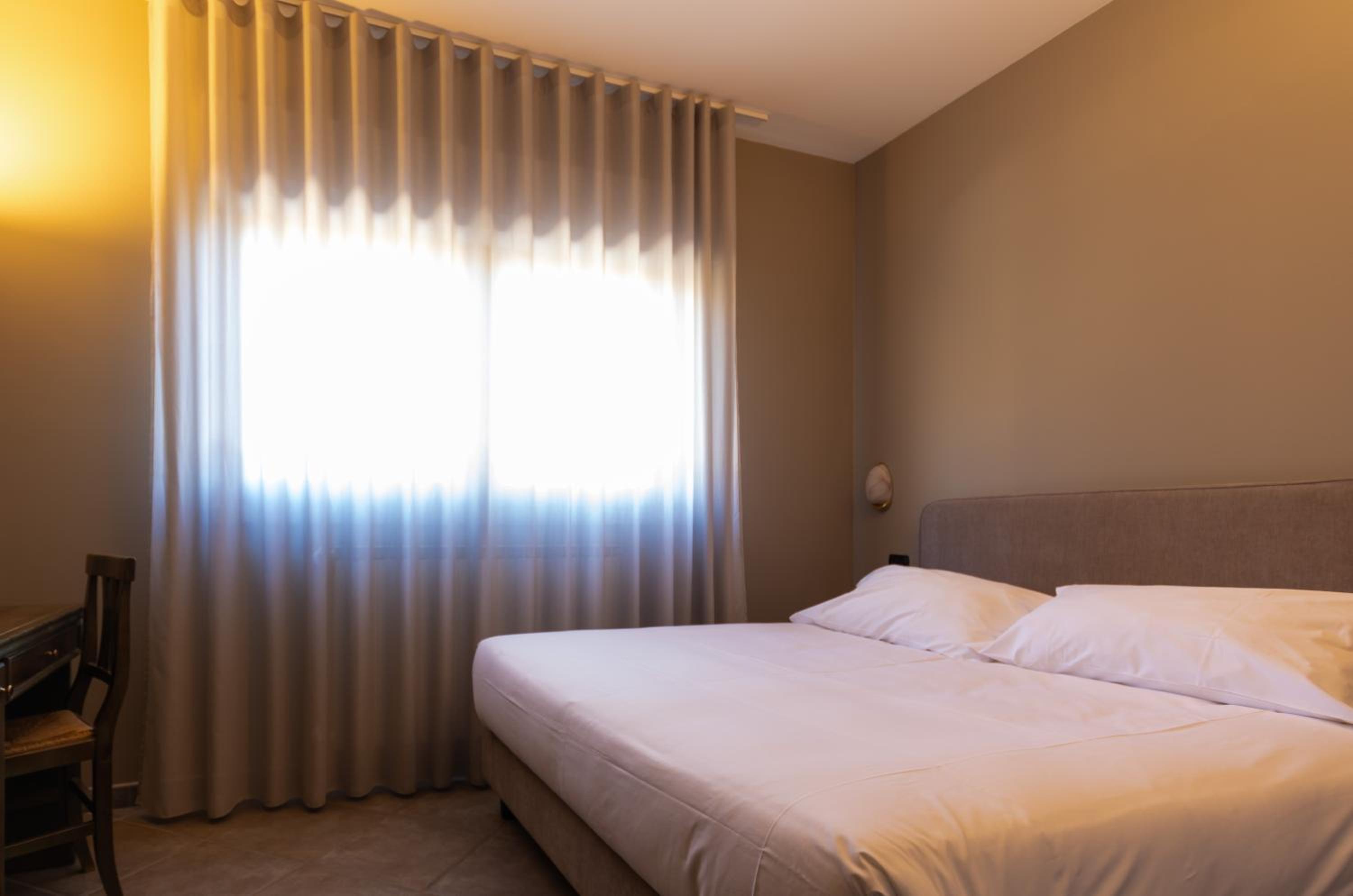 Double or Twin Room photo 3