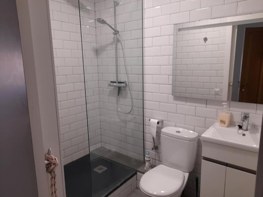 Studio Apartment photo 3