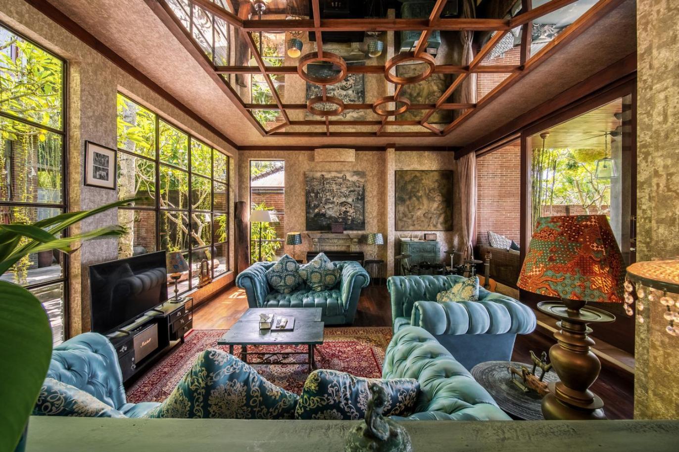 Villa photo 1