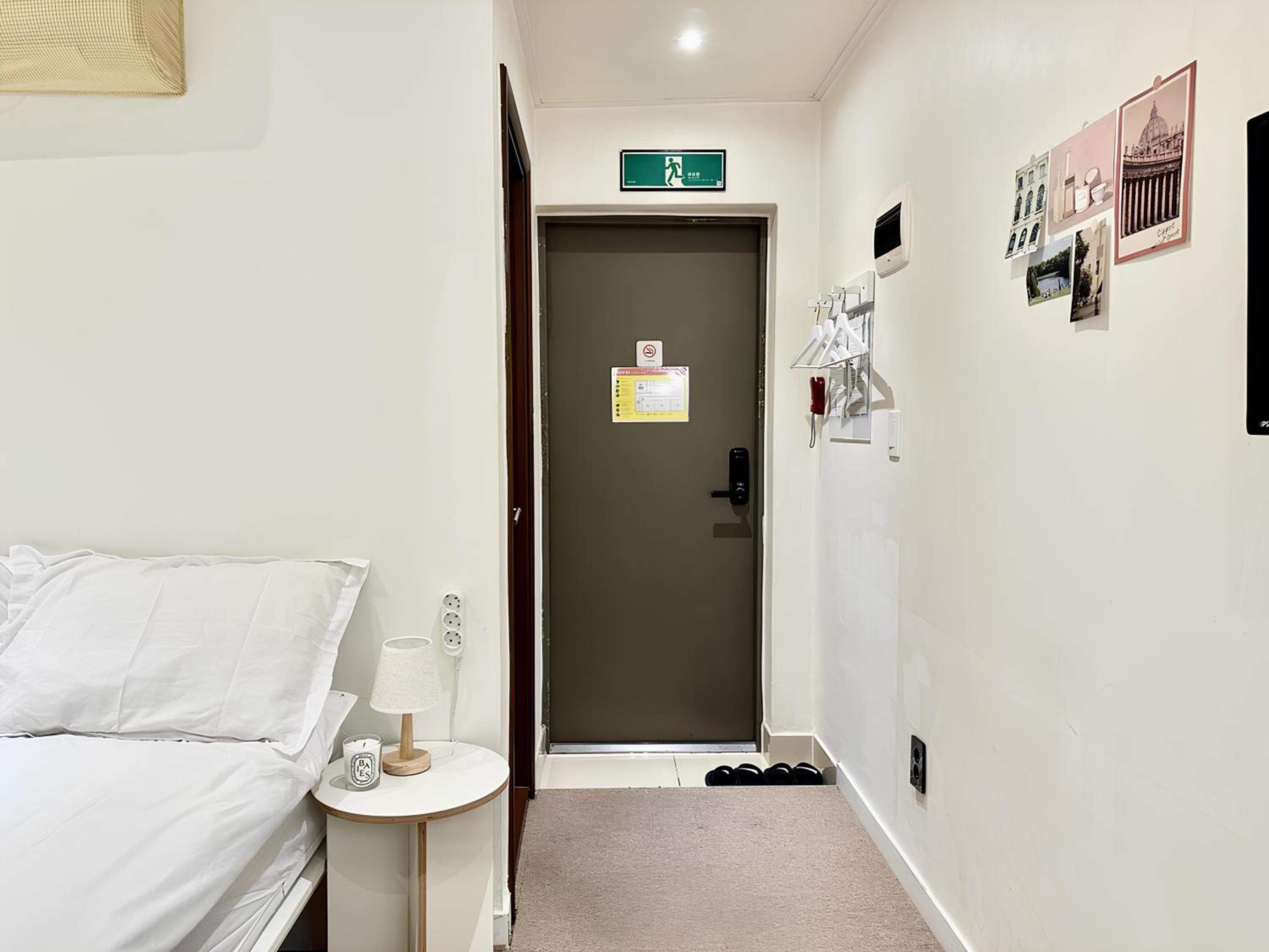 Superior Double Room - Photo 11