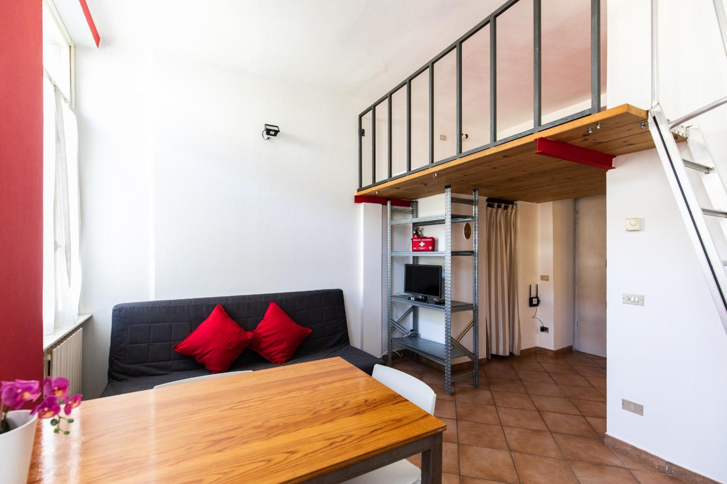 One-Bedroom Apartment