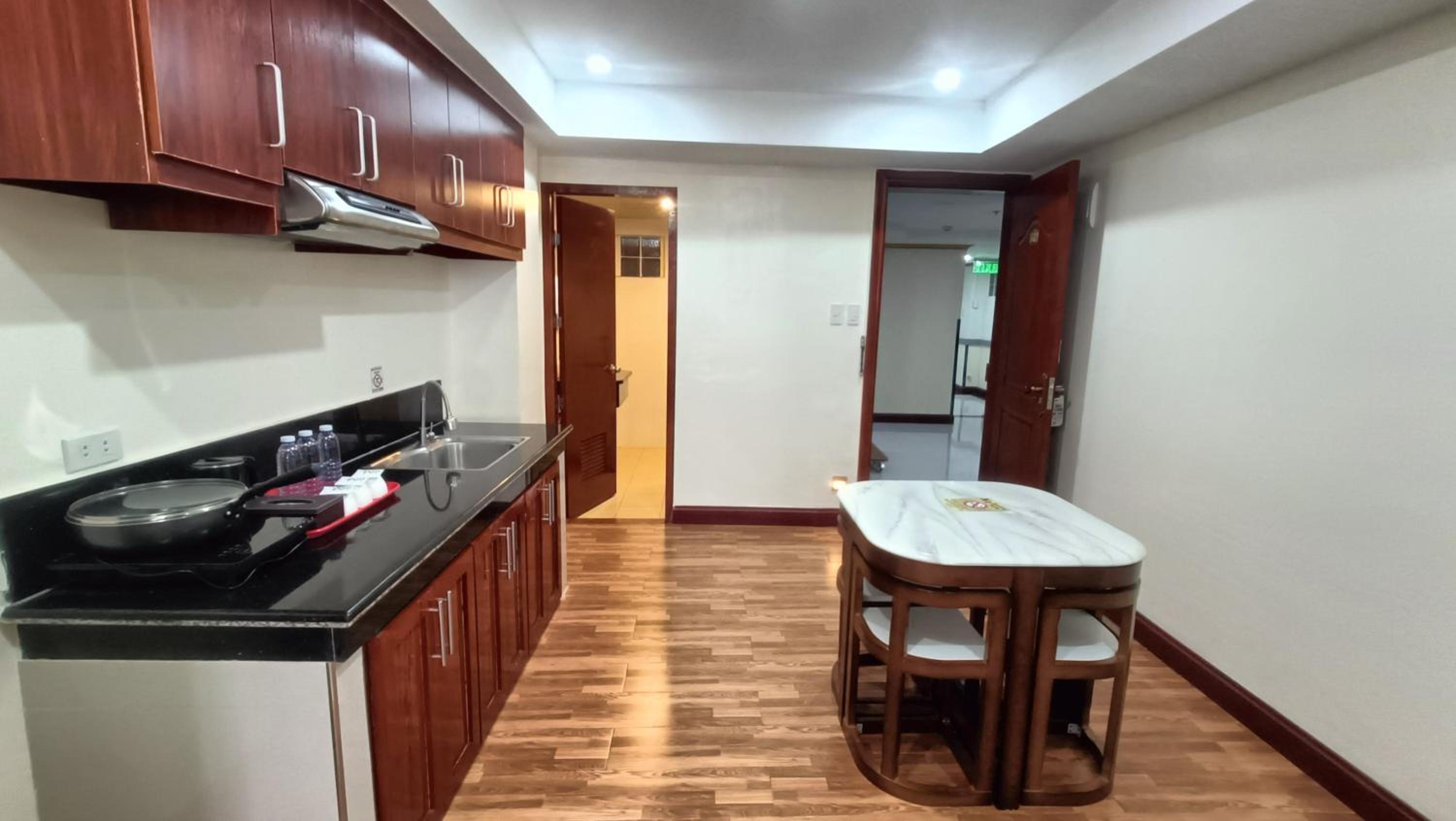 Classic Triple Room - Photo 14
