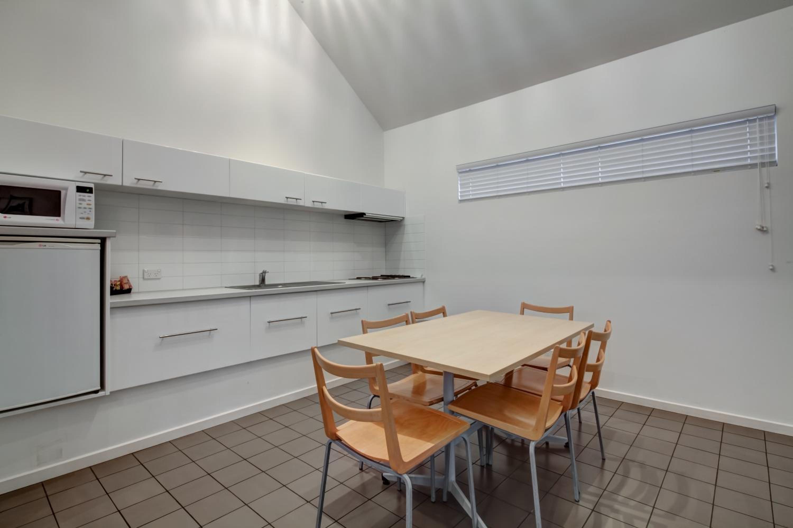 Two-Bedroom Apartment - Photo 3
