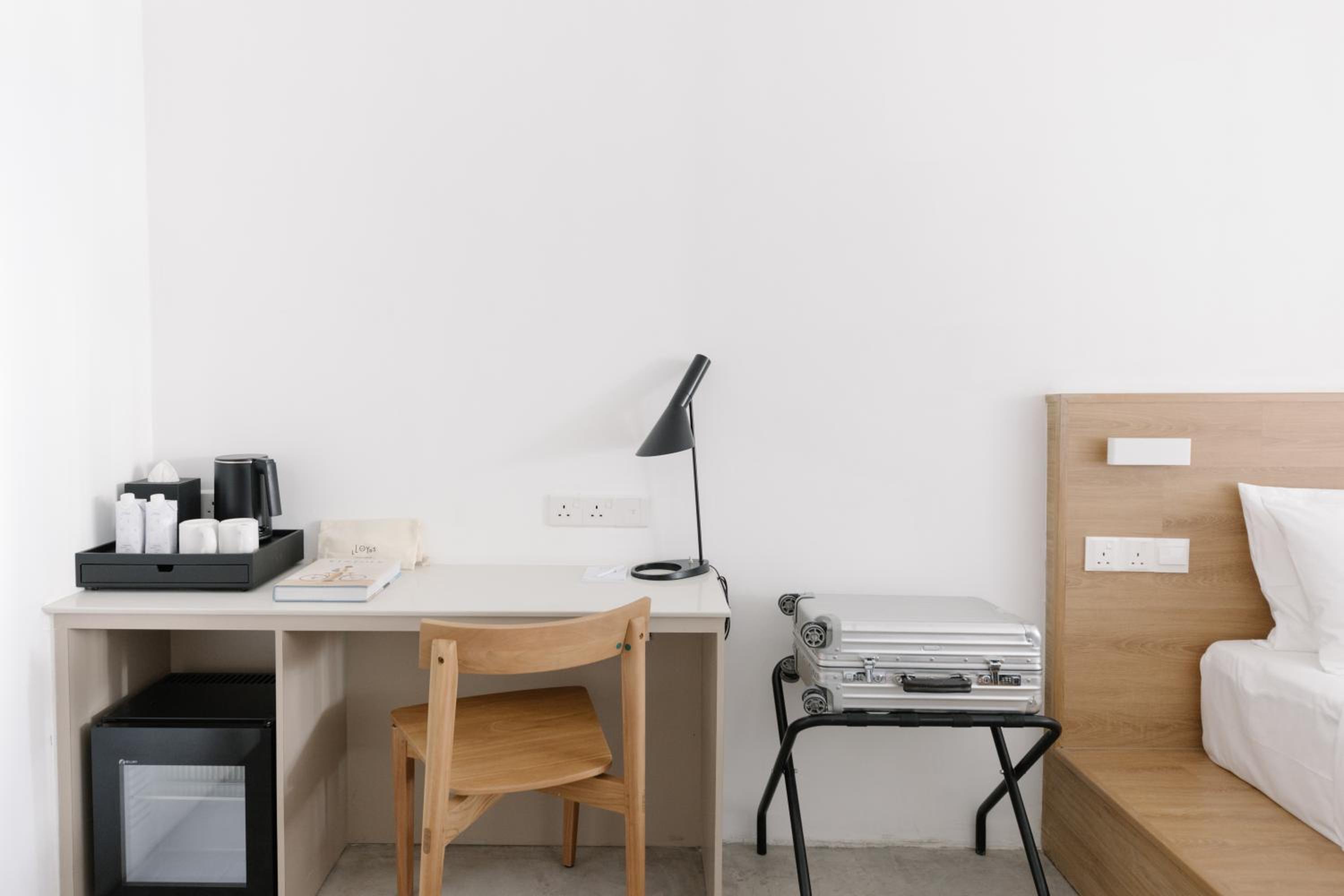 Business Room photo 2