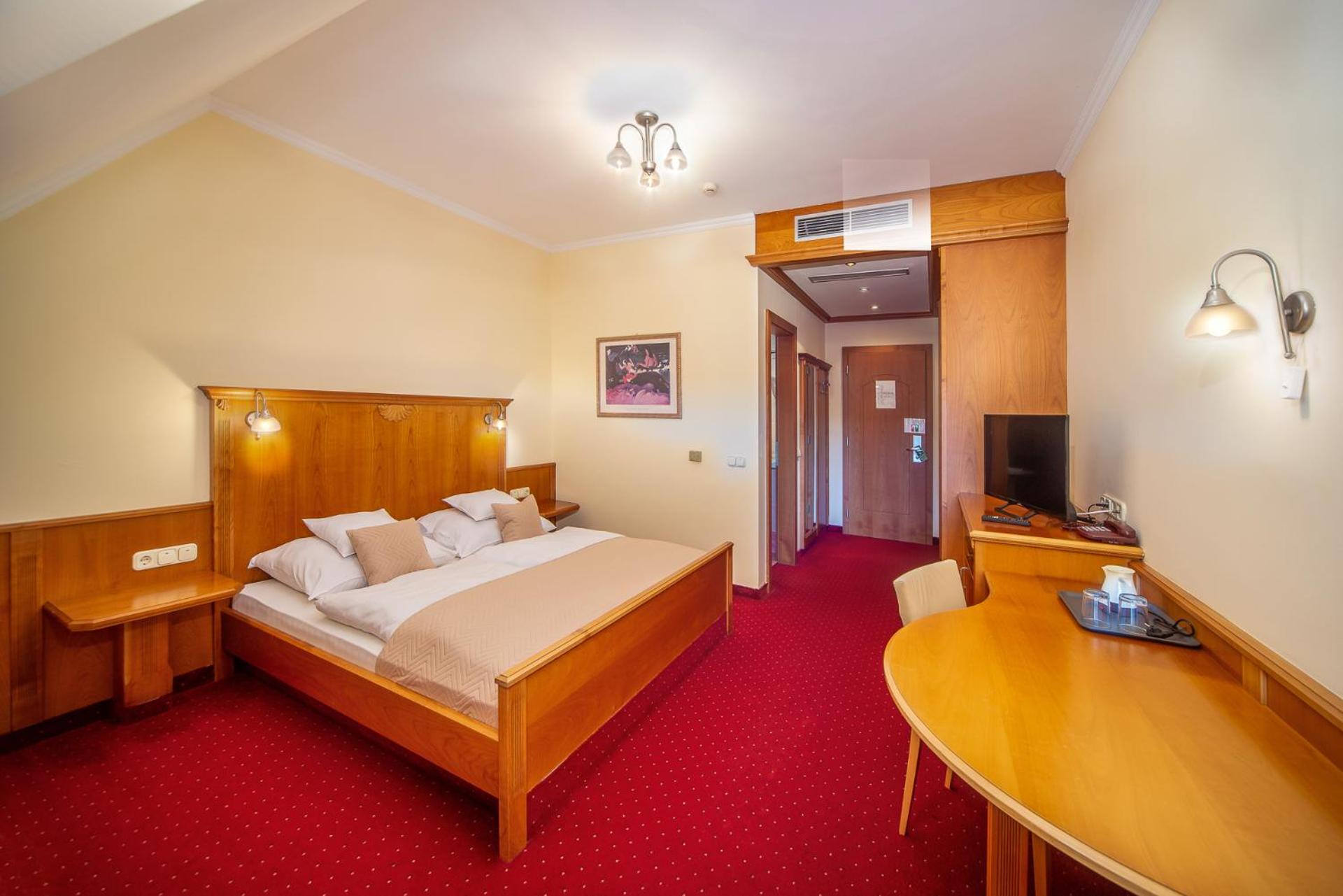 Double Room - Photo 1