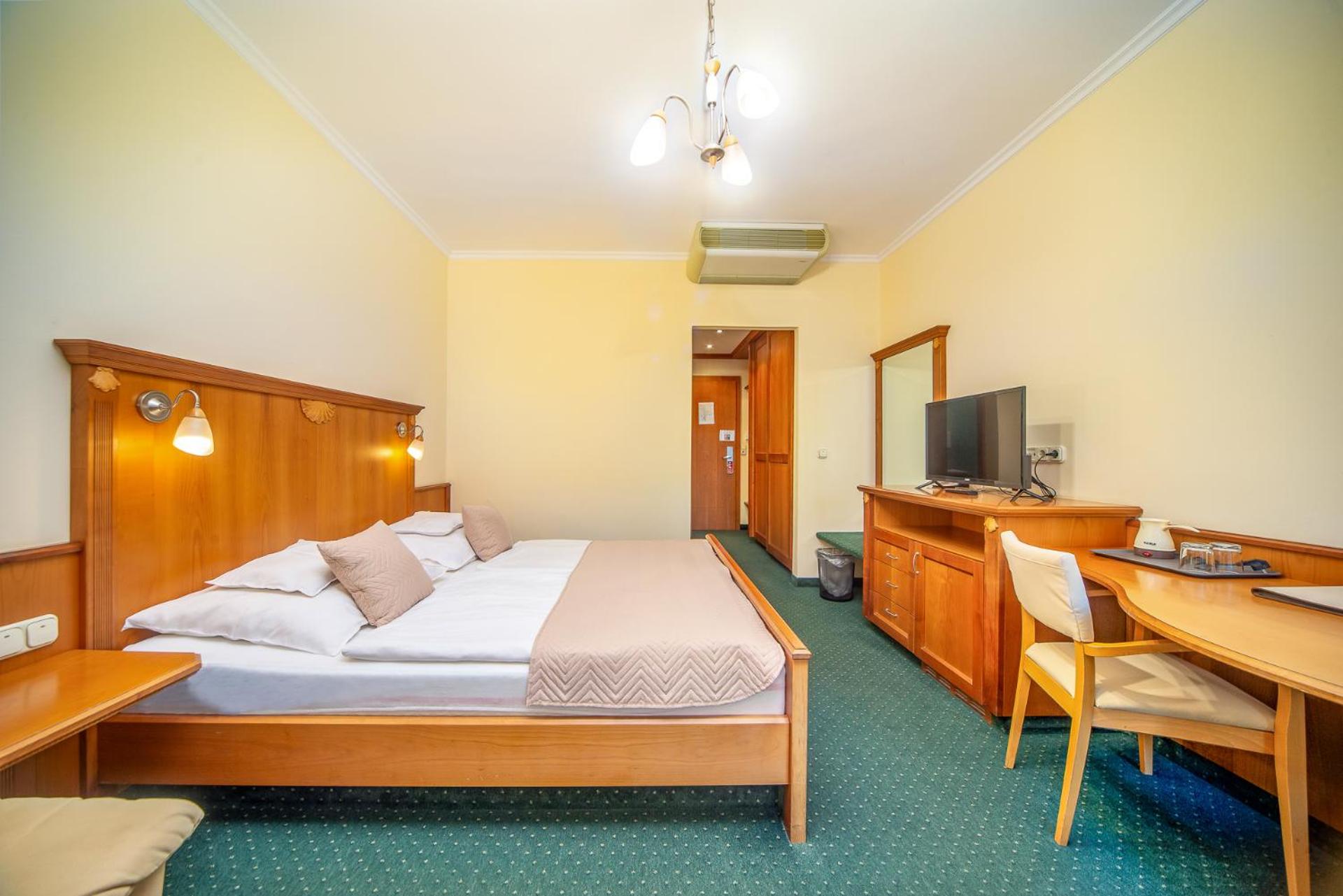 Triple Room - Photo 1