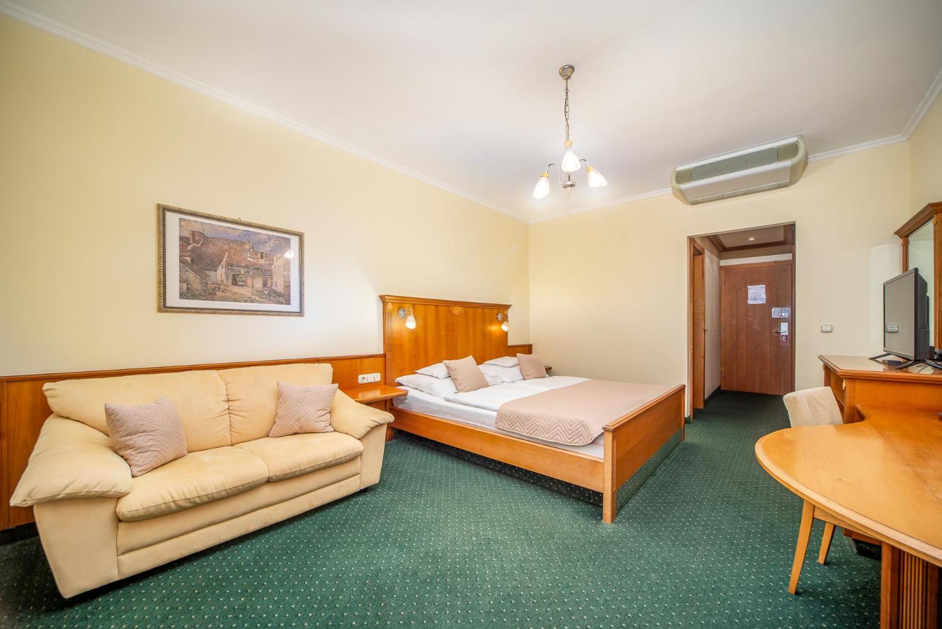 Triple Room - Photo 3