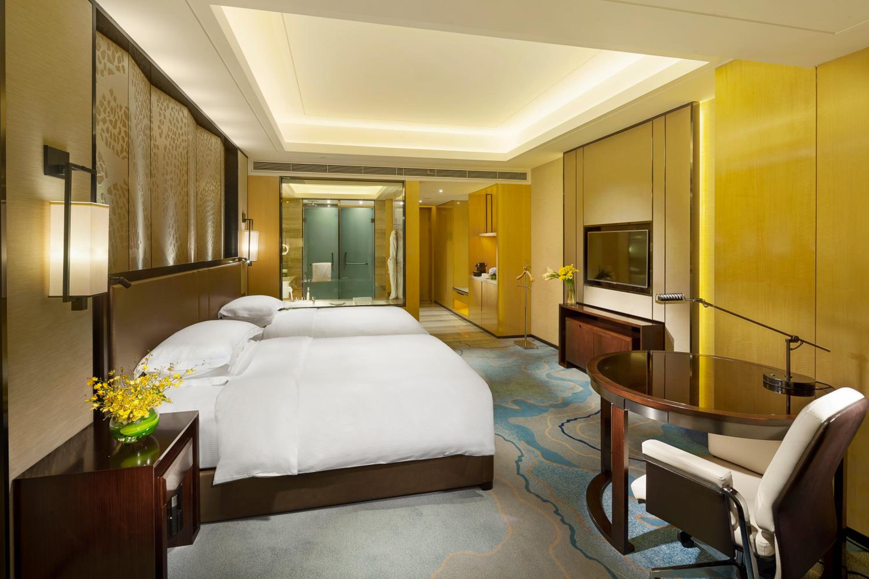 Twin Room with City View photo 2