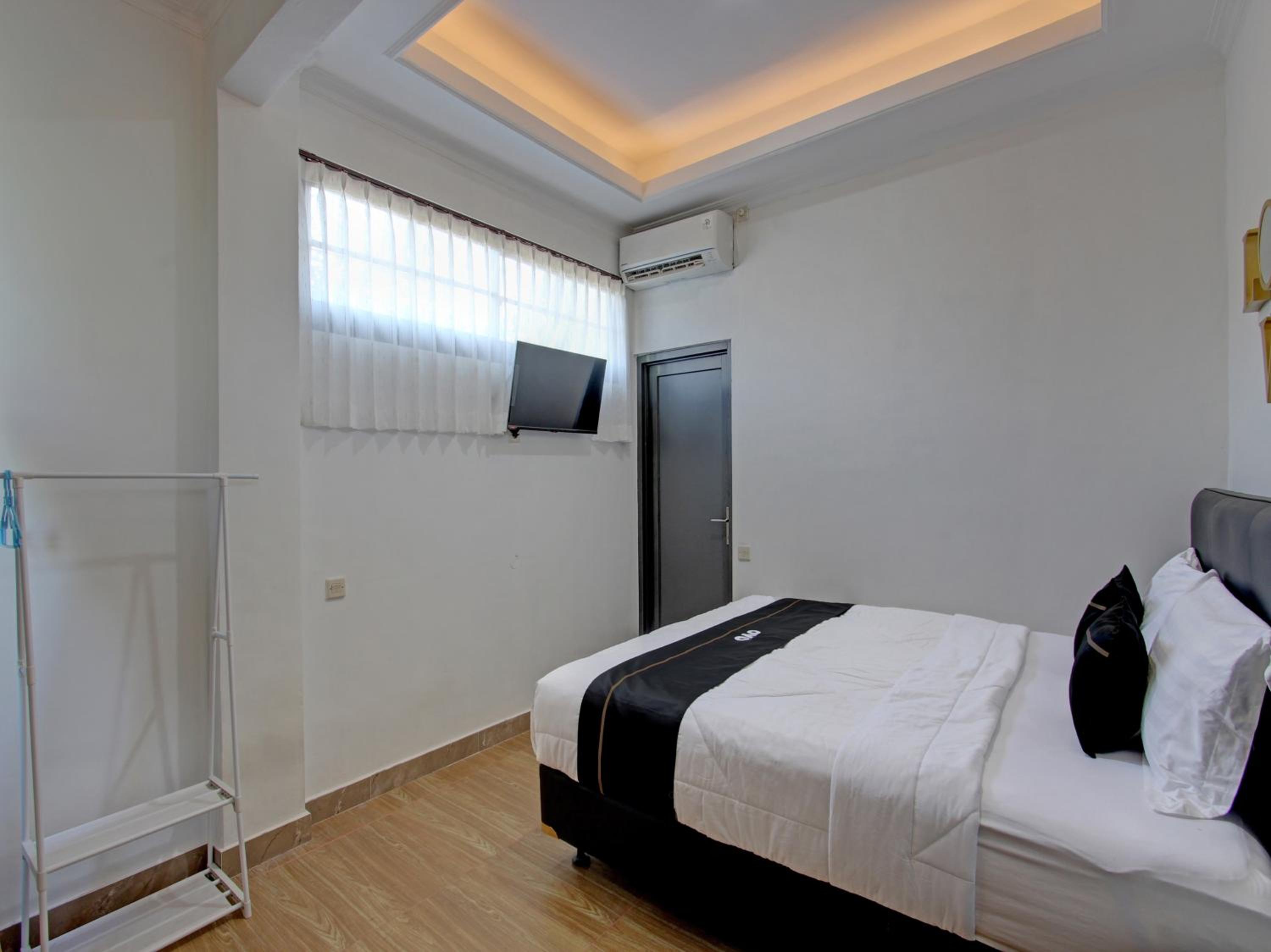 Deluxe Double Room photo 2