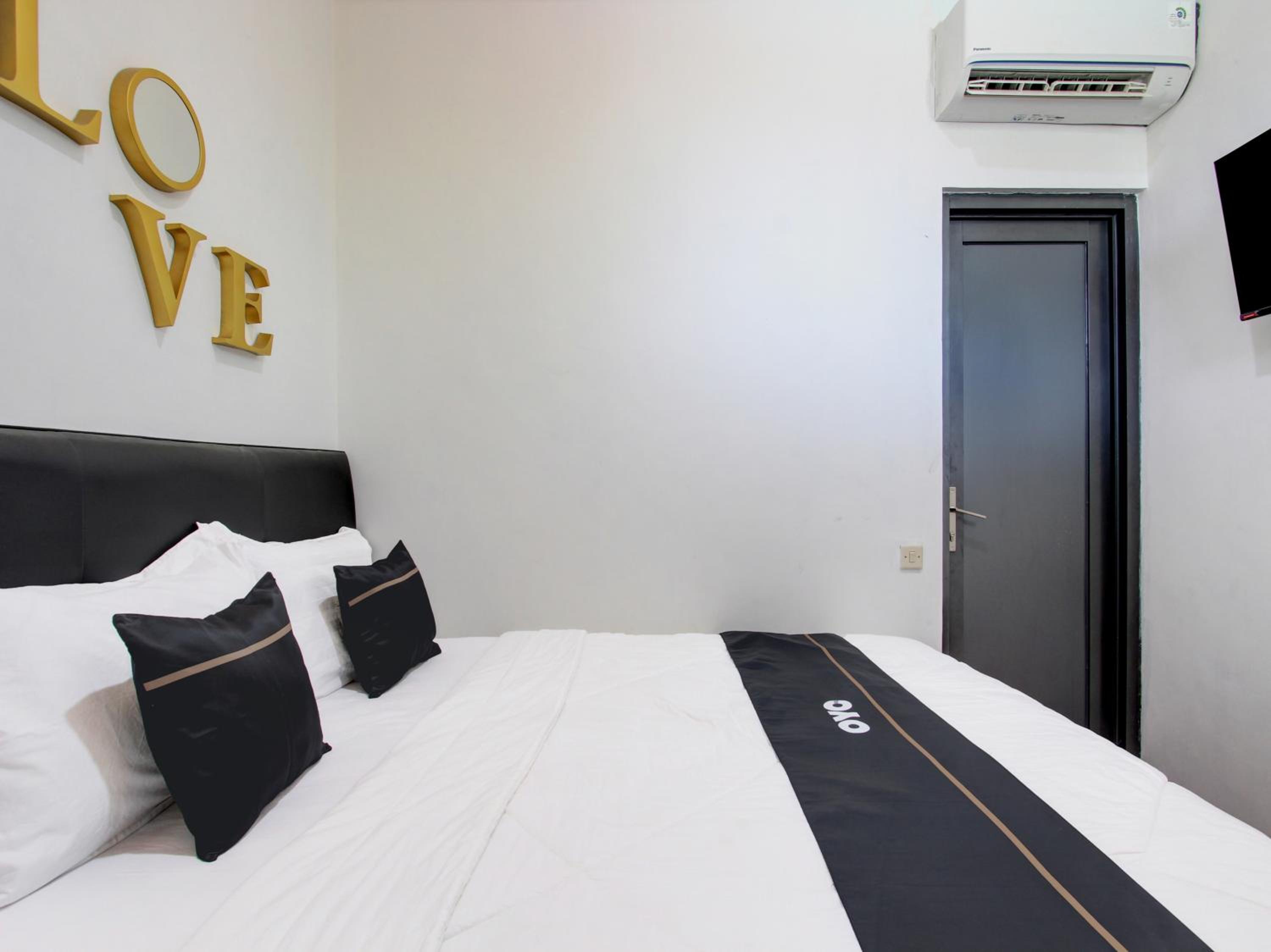 Deluxe Suite photo 3