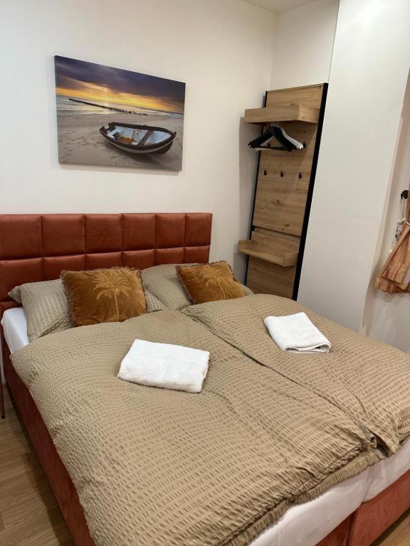 Double Room with Private External Bathroom photo 1