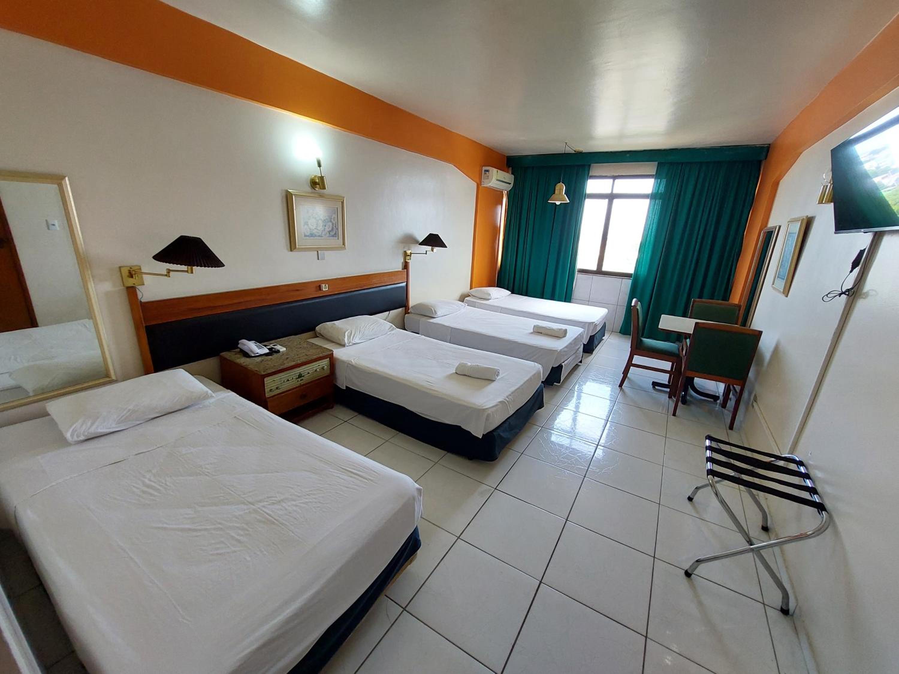 Standard Quadruple Room - Photo 1