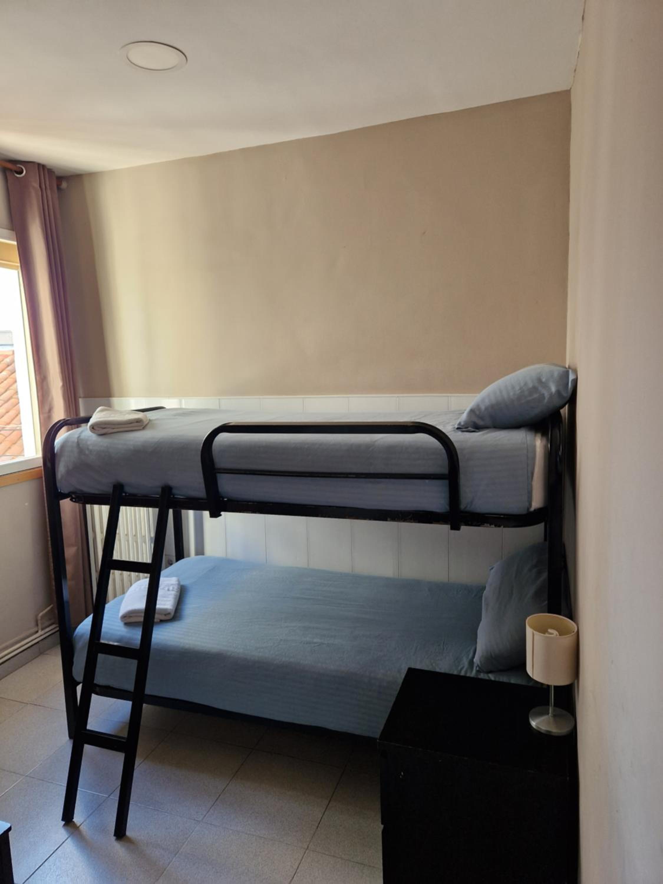 Habitación Doble con Baño Privado