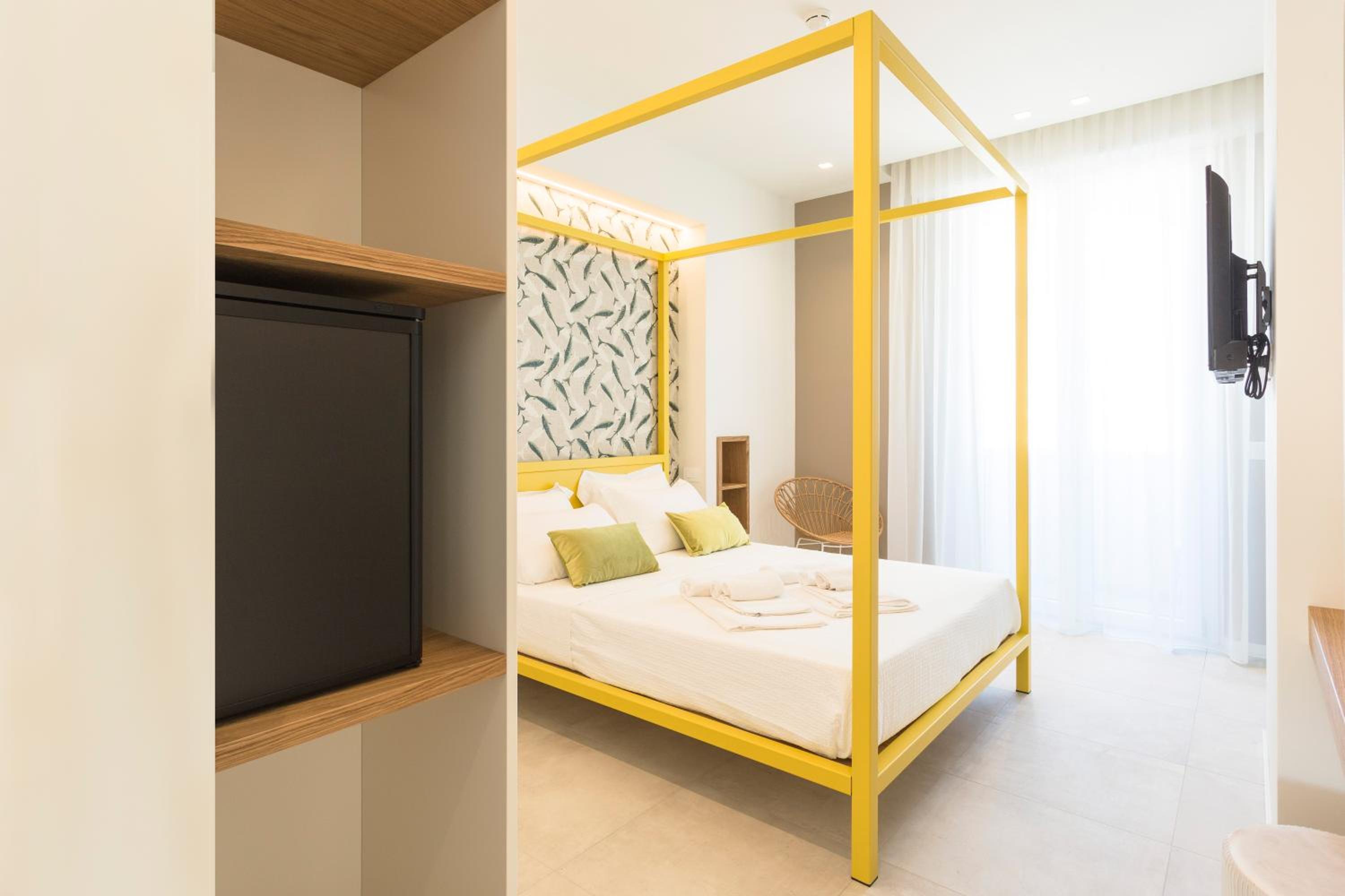 Superior Double Room with Side Sea View photo 1
