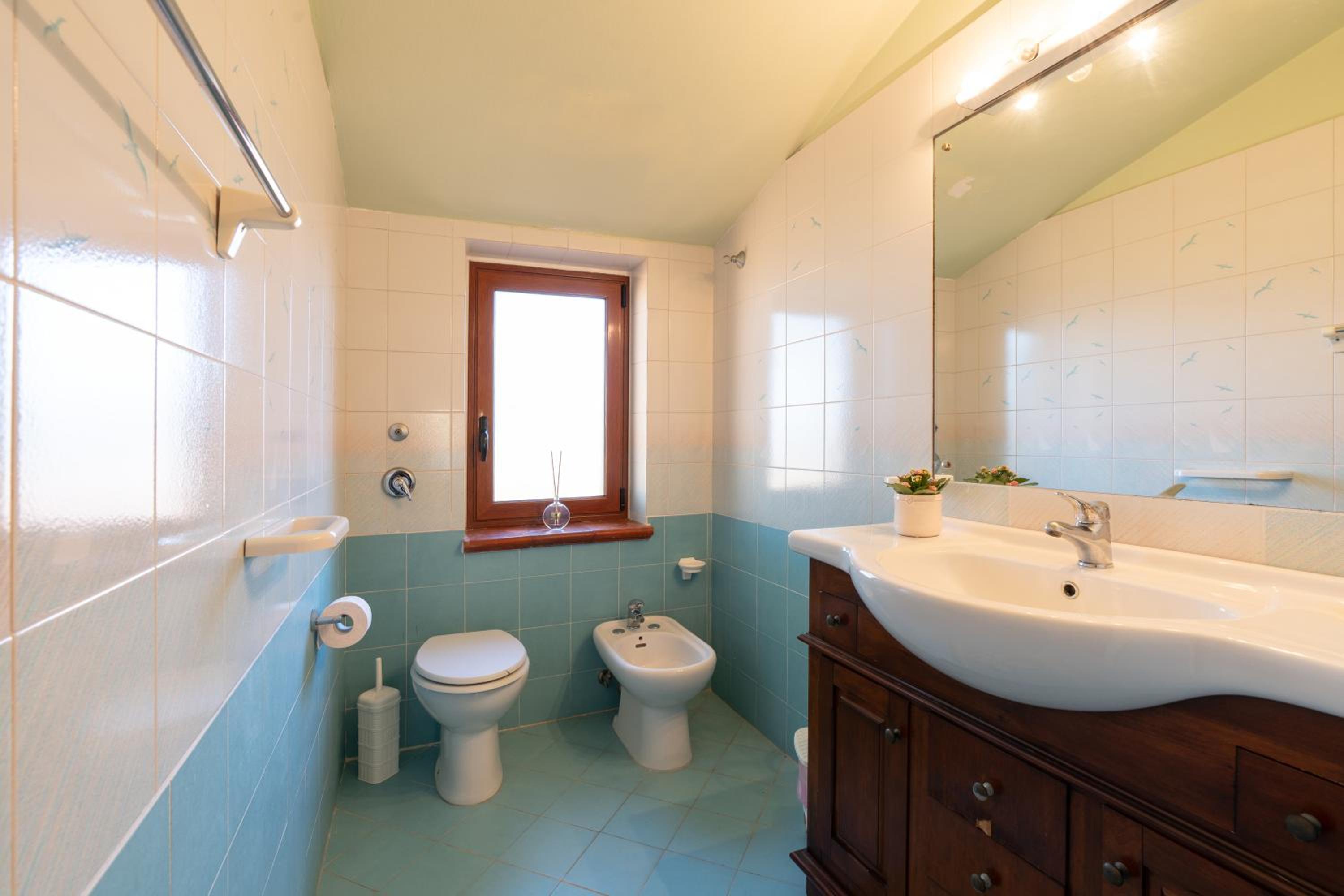 Two-Bedroom House photo 3