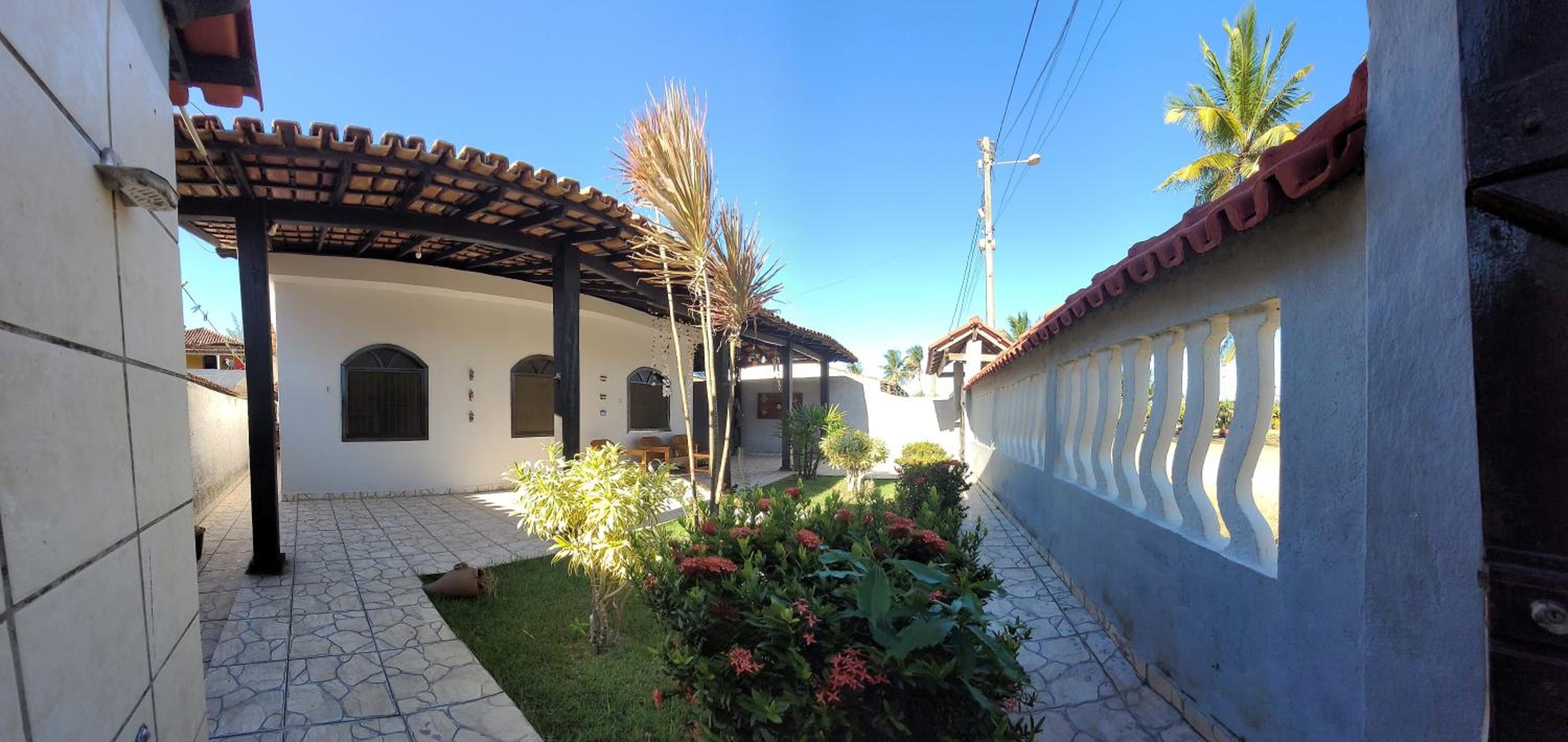 Three-Bedroom House photo 2