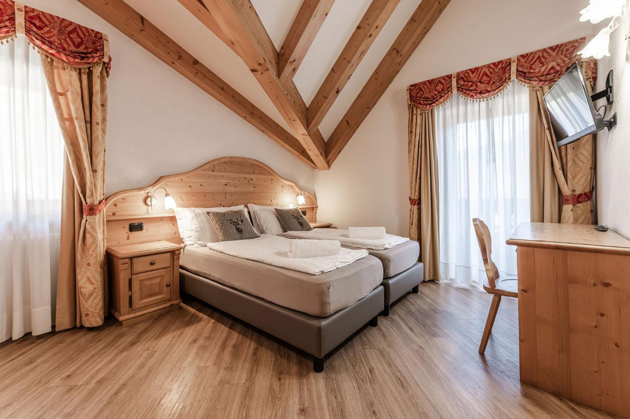 Superior Double or Twin Room photo 1