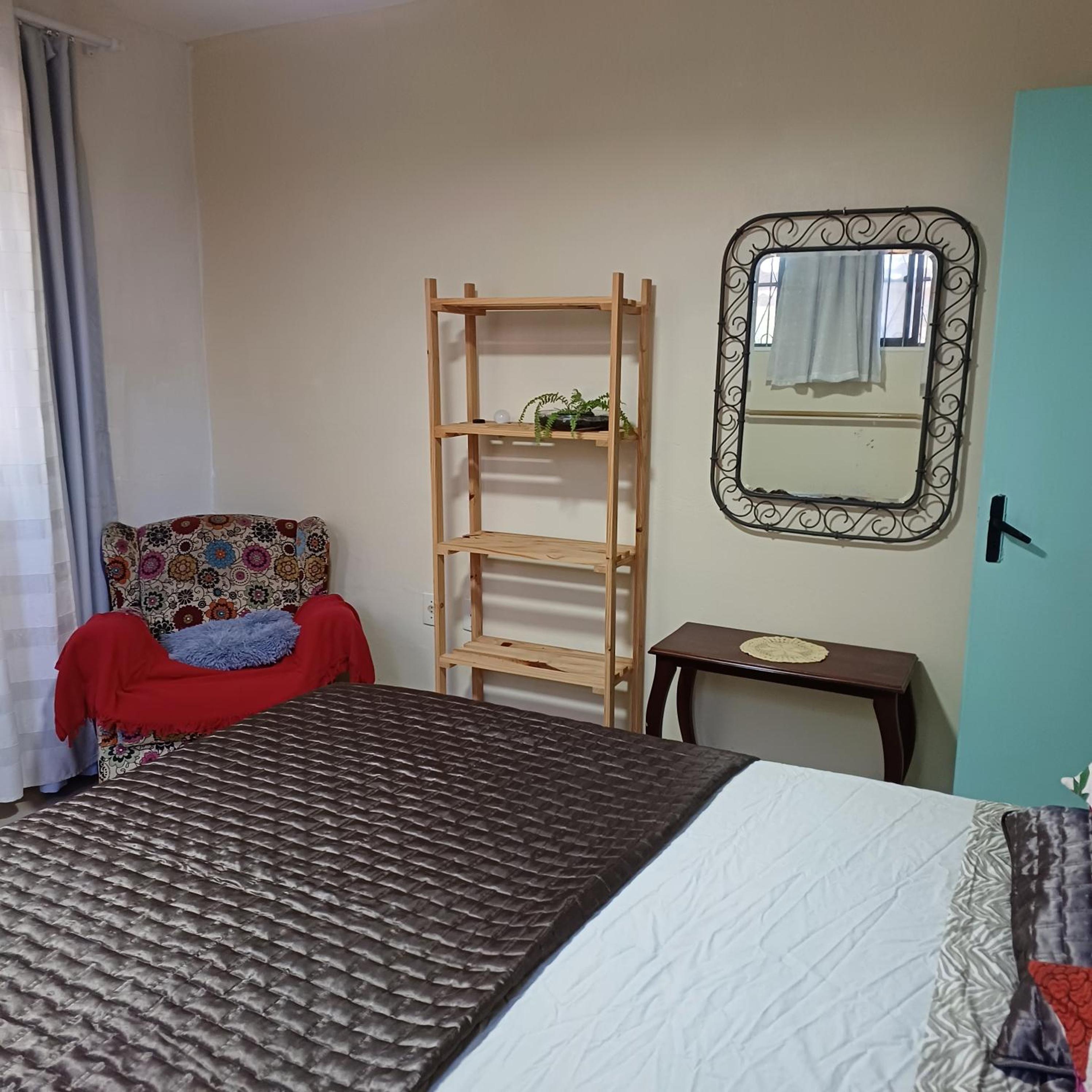 Deluxe Double Room (2 Adults + 1 Child) - Photo 2