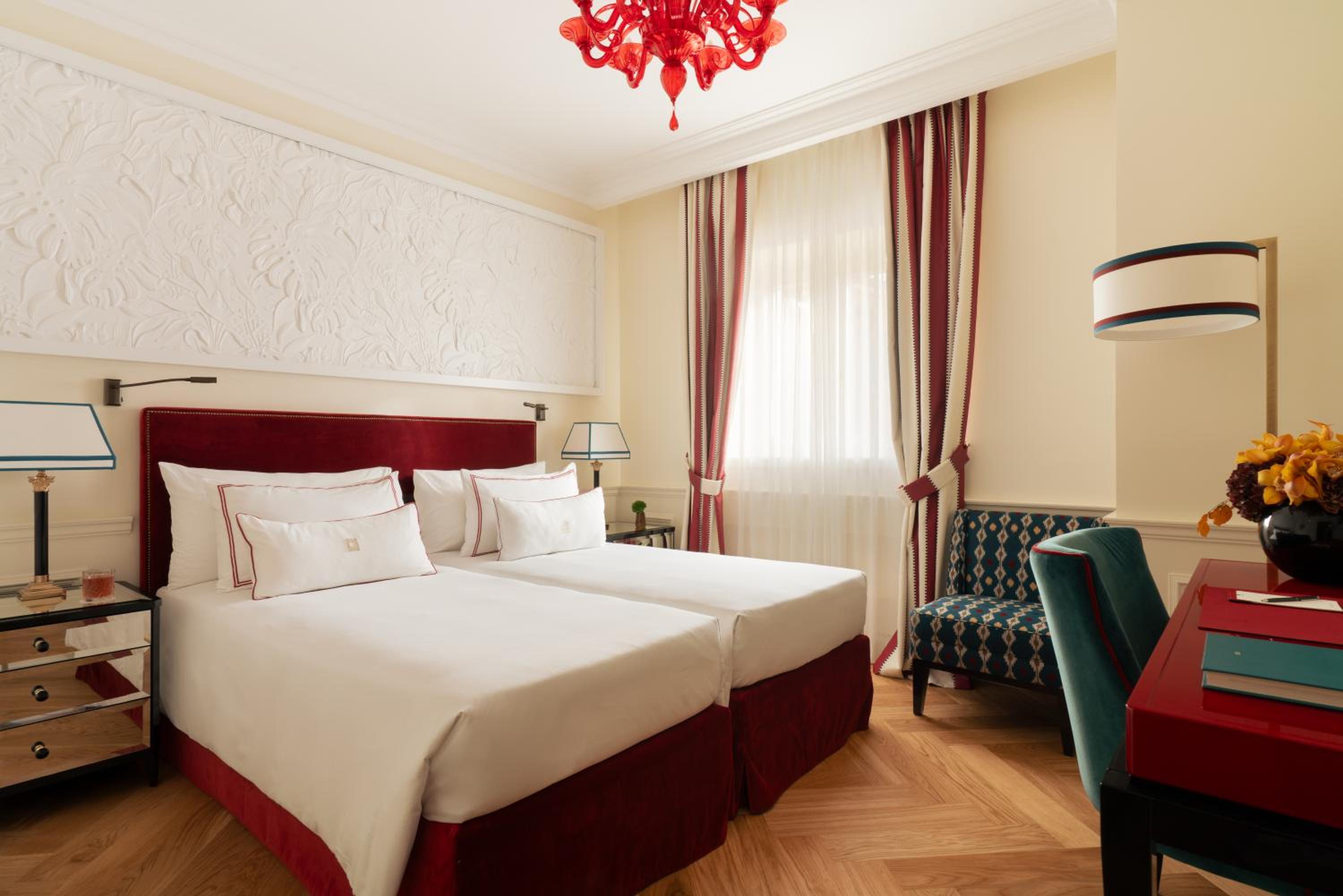 Two-Bedroom Suite thumbnail 5