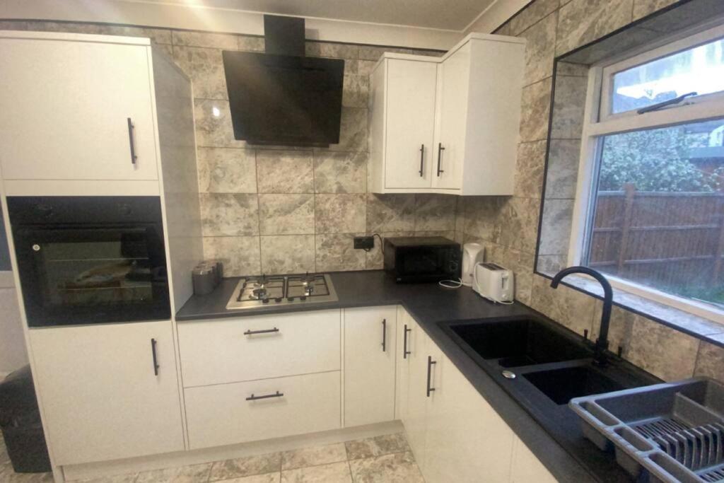 One-Bedroom House photo 2