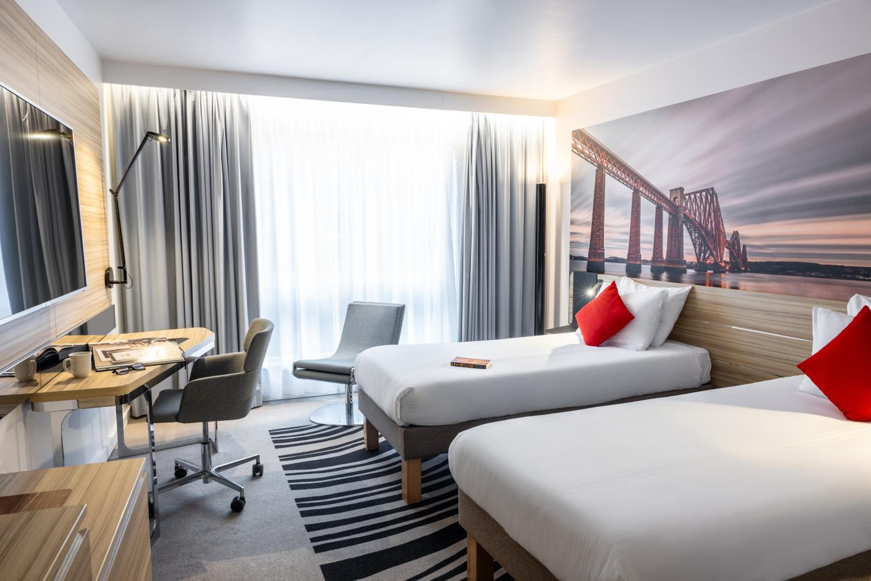 Standard Twin Room - Photo 8