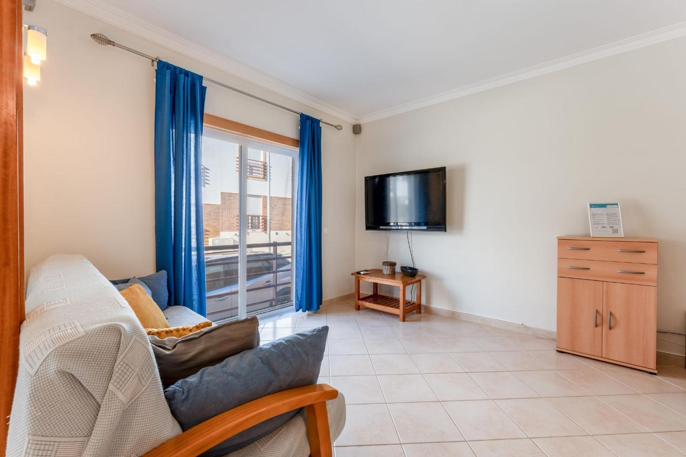 Apartment photo 1