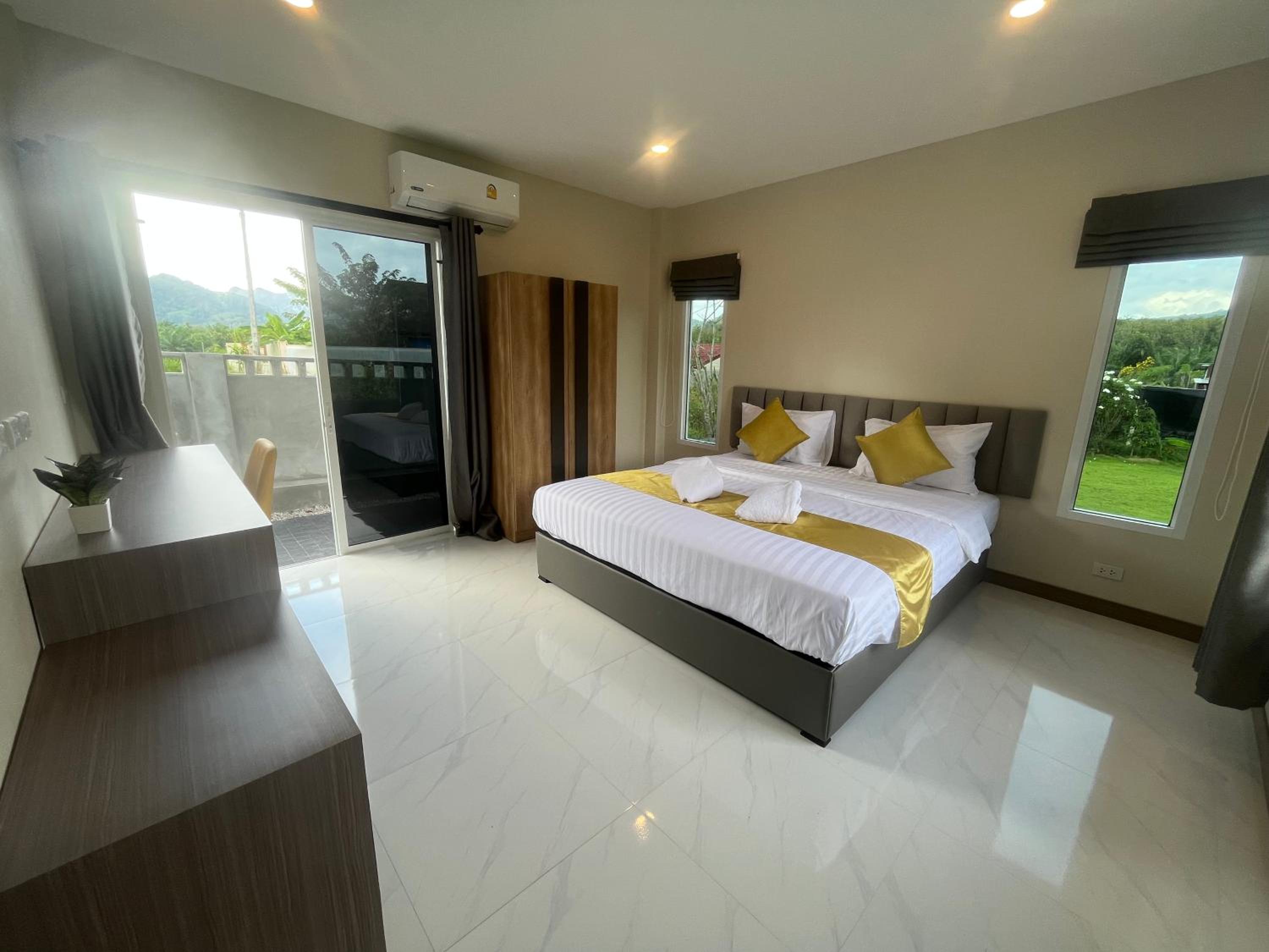 Two-Bedroom Villa - Photo 10