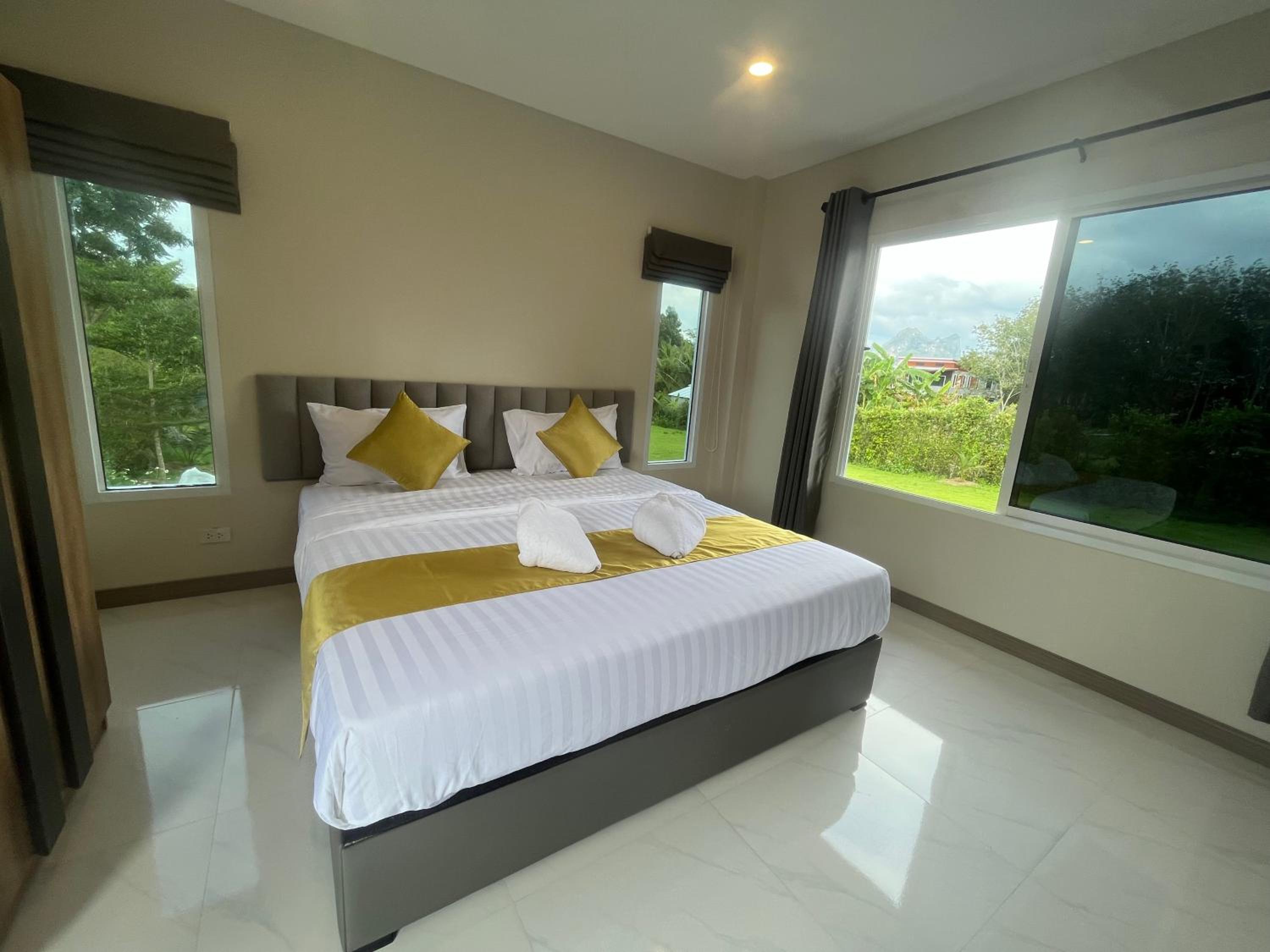 Two-Bedroom Villa - Photo 11