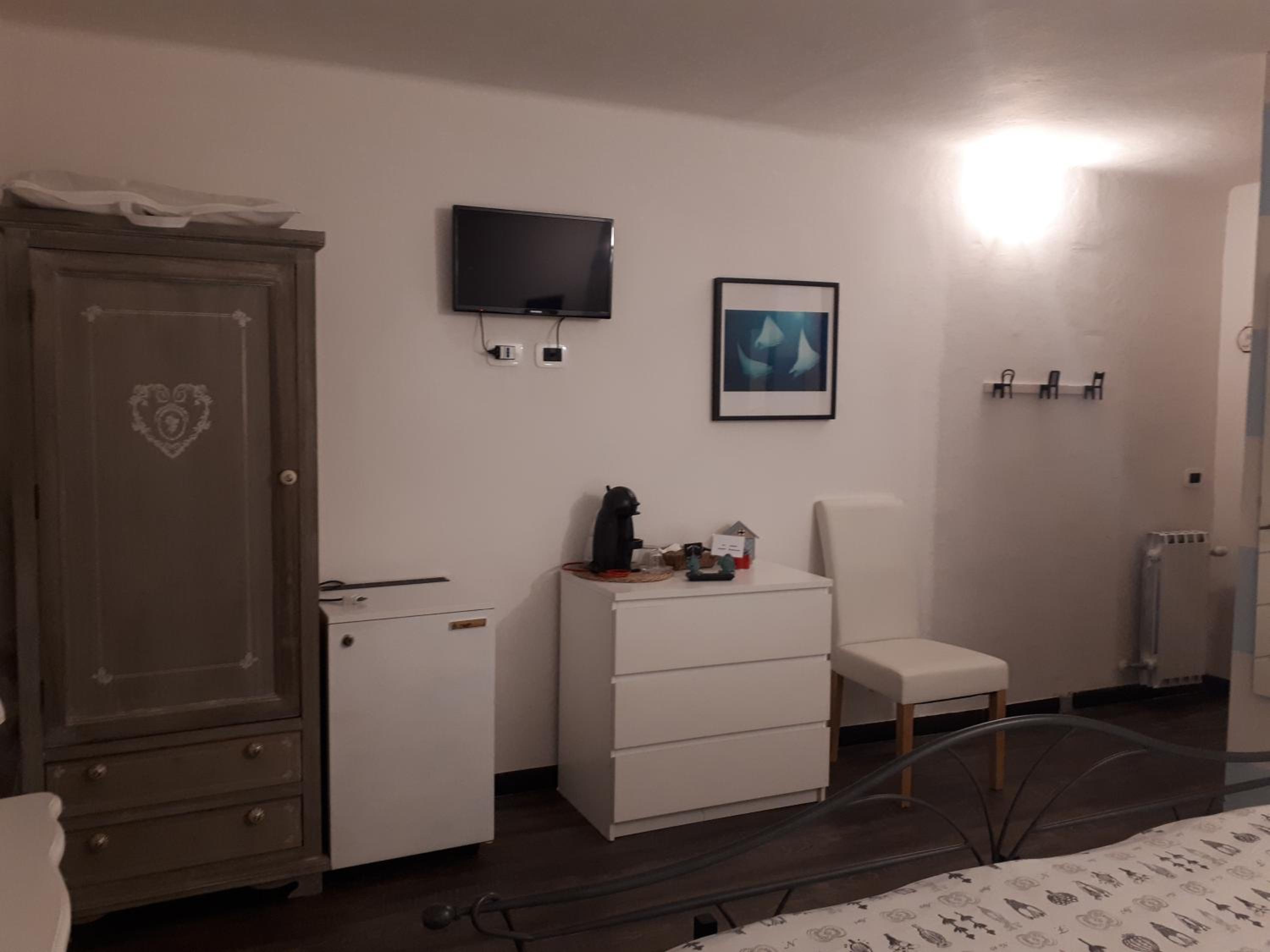 Double Room with Private Bathroom photo 2