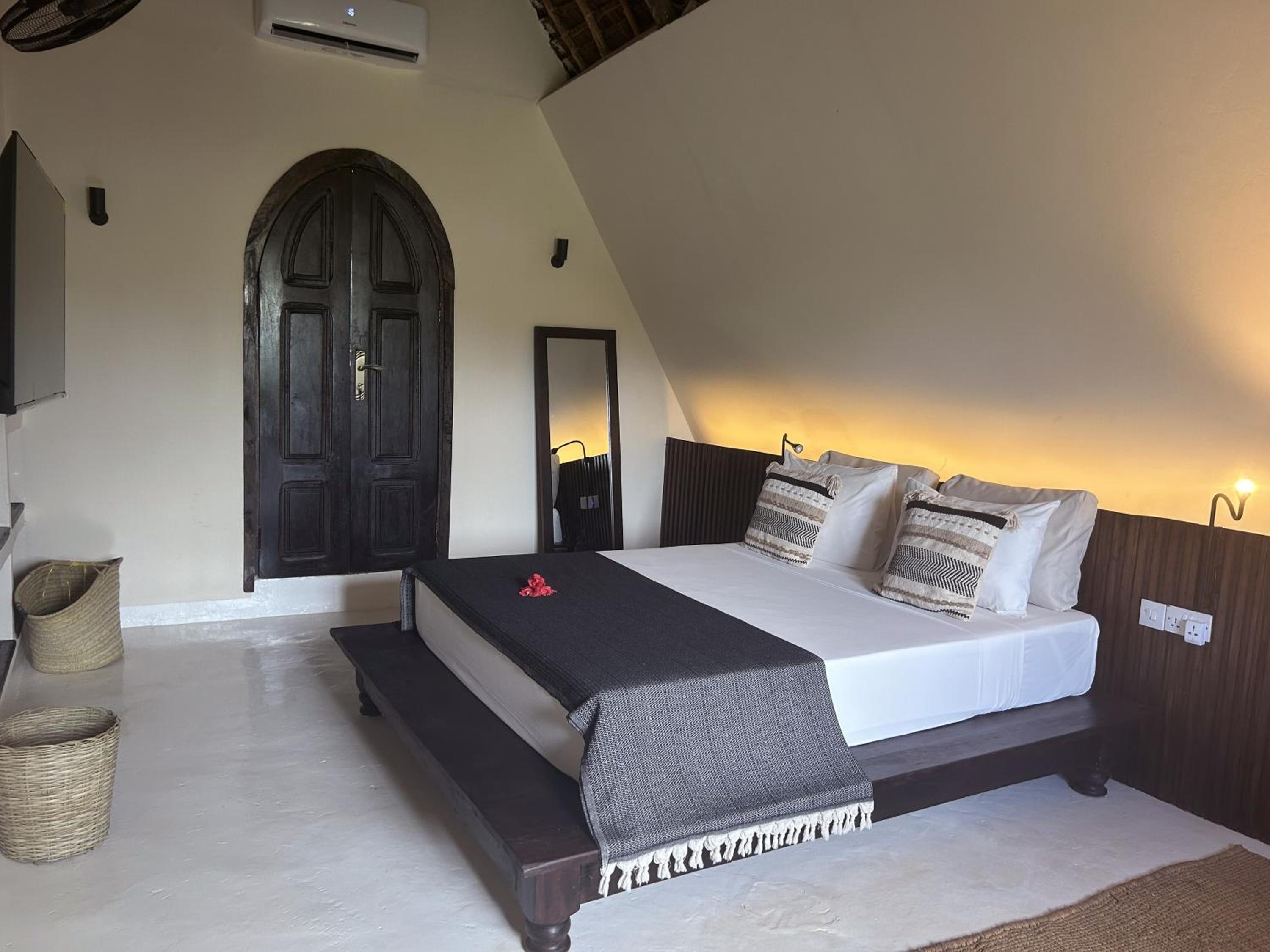 Deluxe Double or Twin Room photo 3