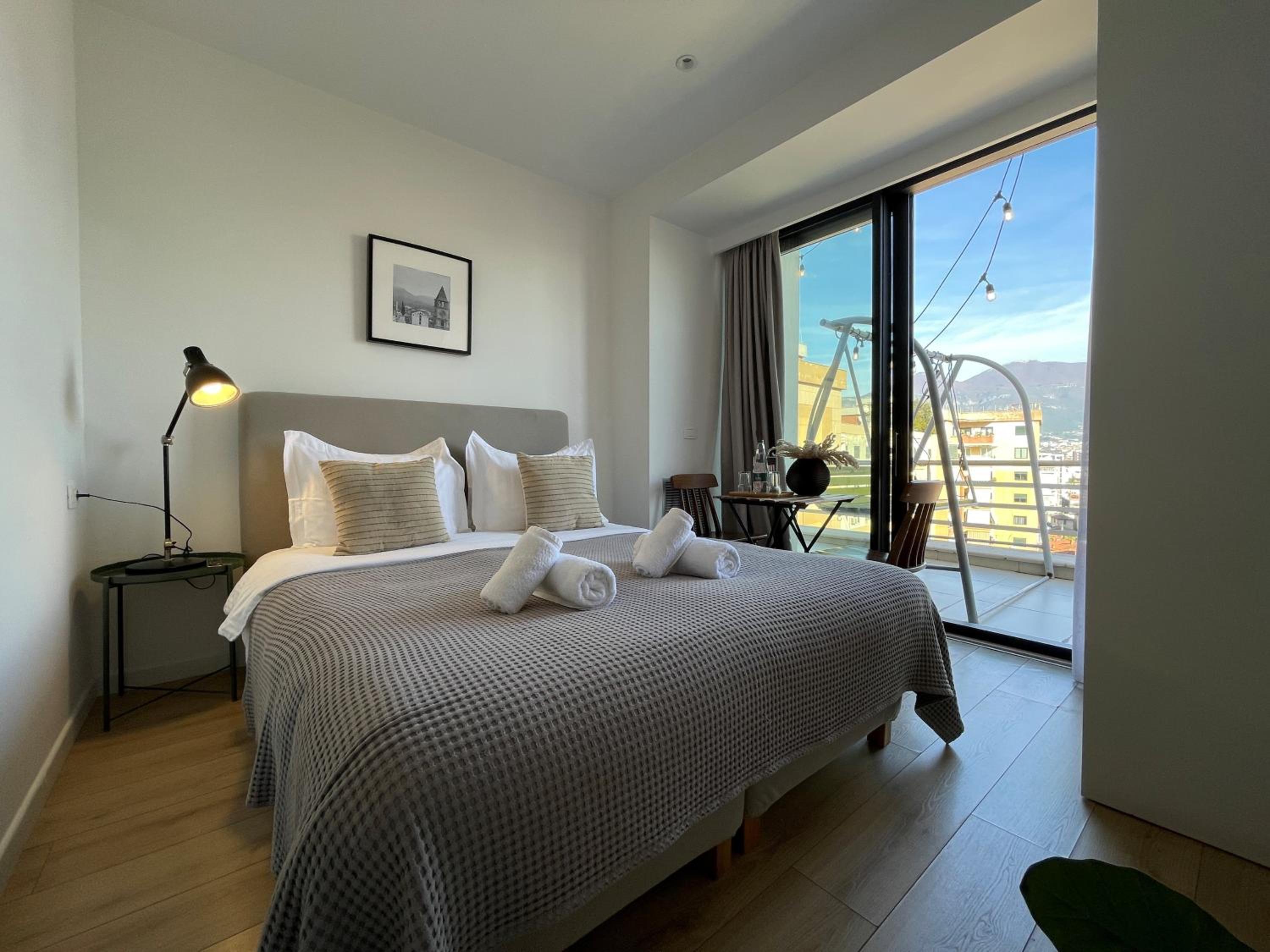 Studio Apartment photo 1