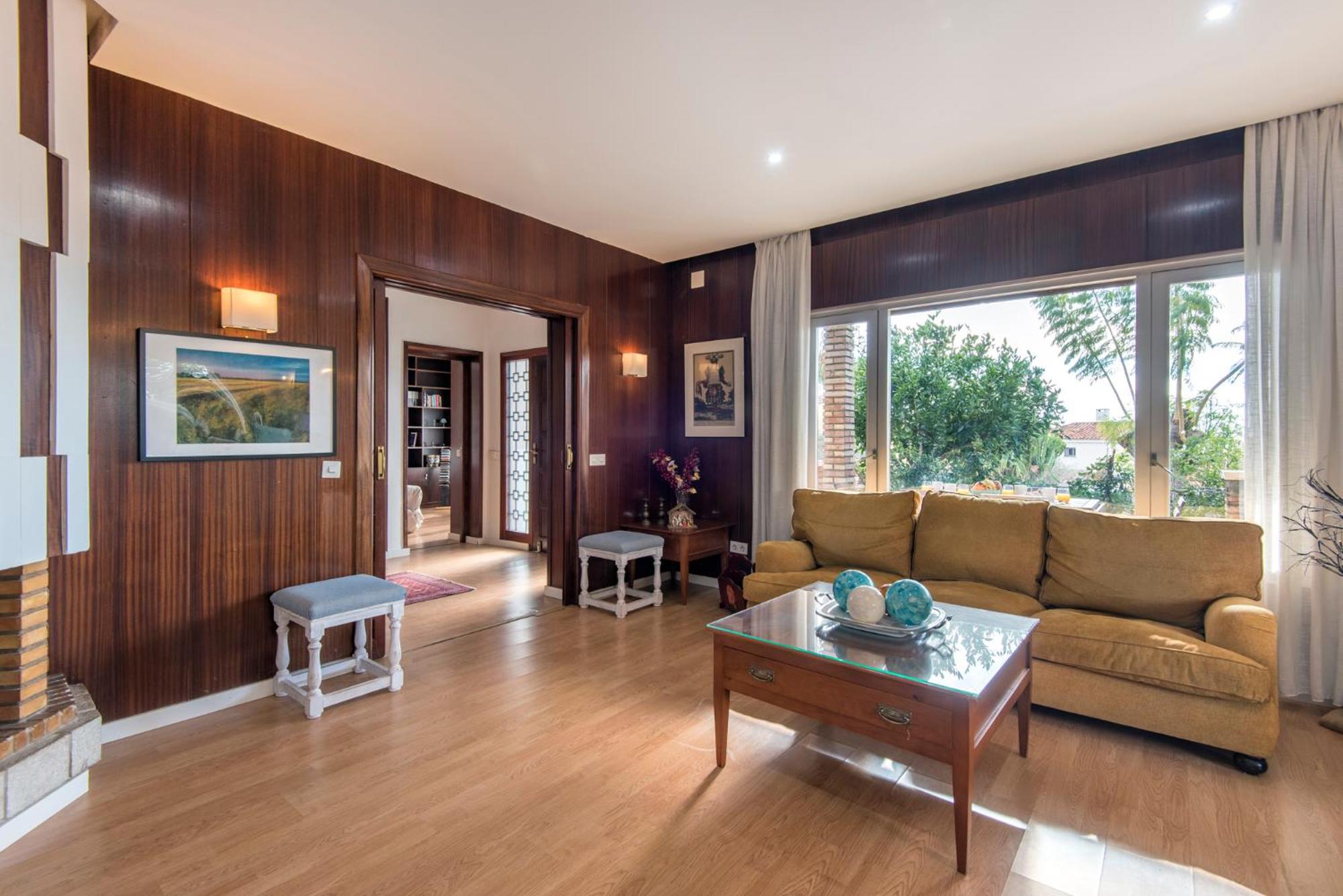 Casa de Seis Habitaciones