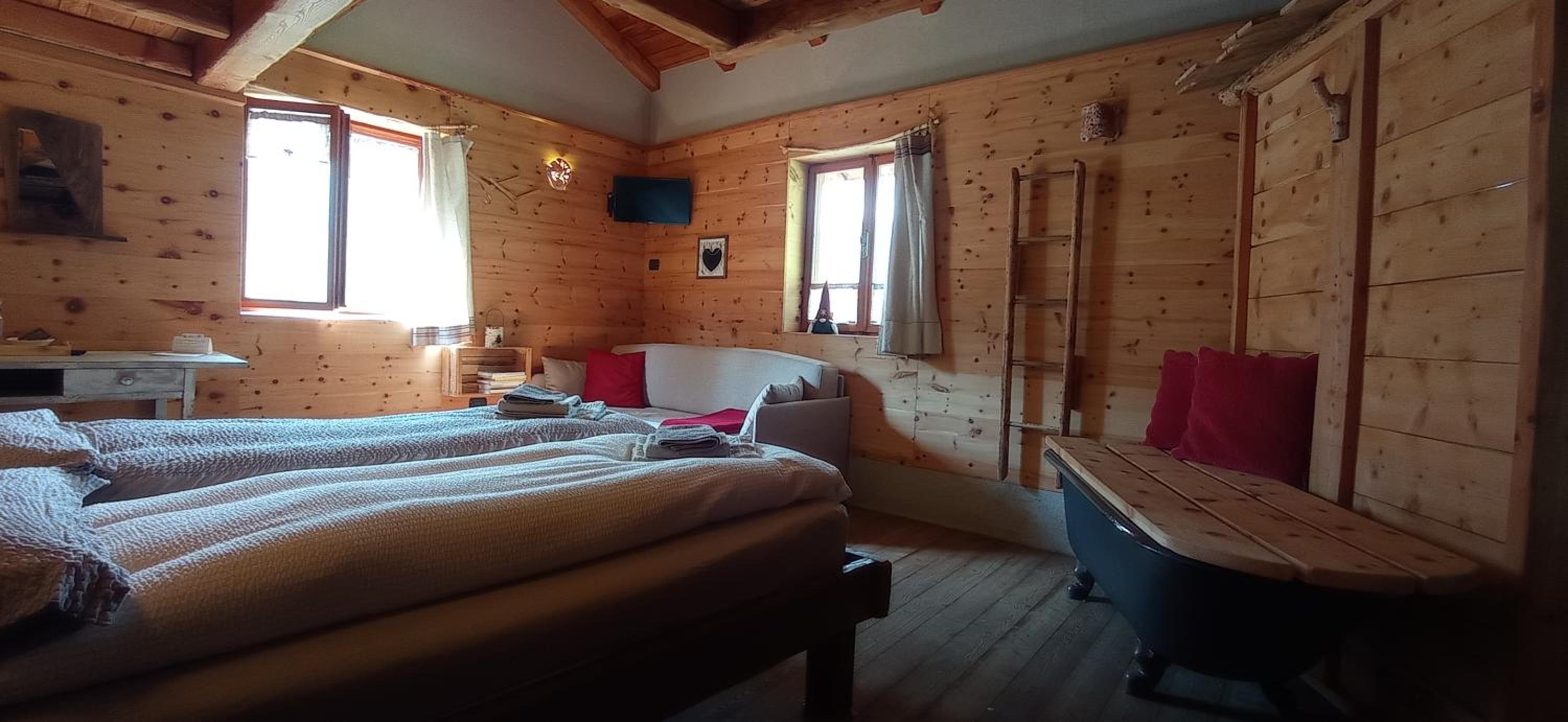 Classic Quadruple Room photo 1